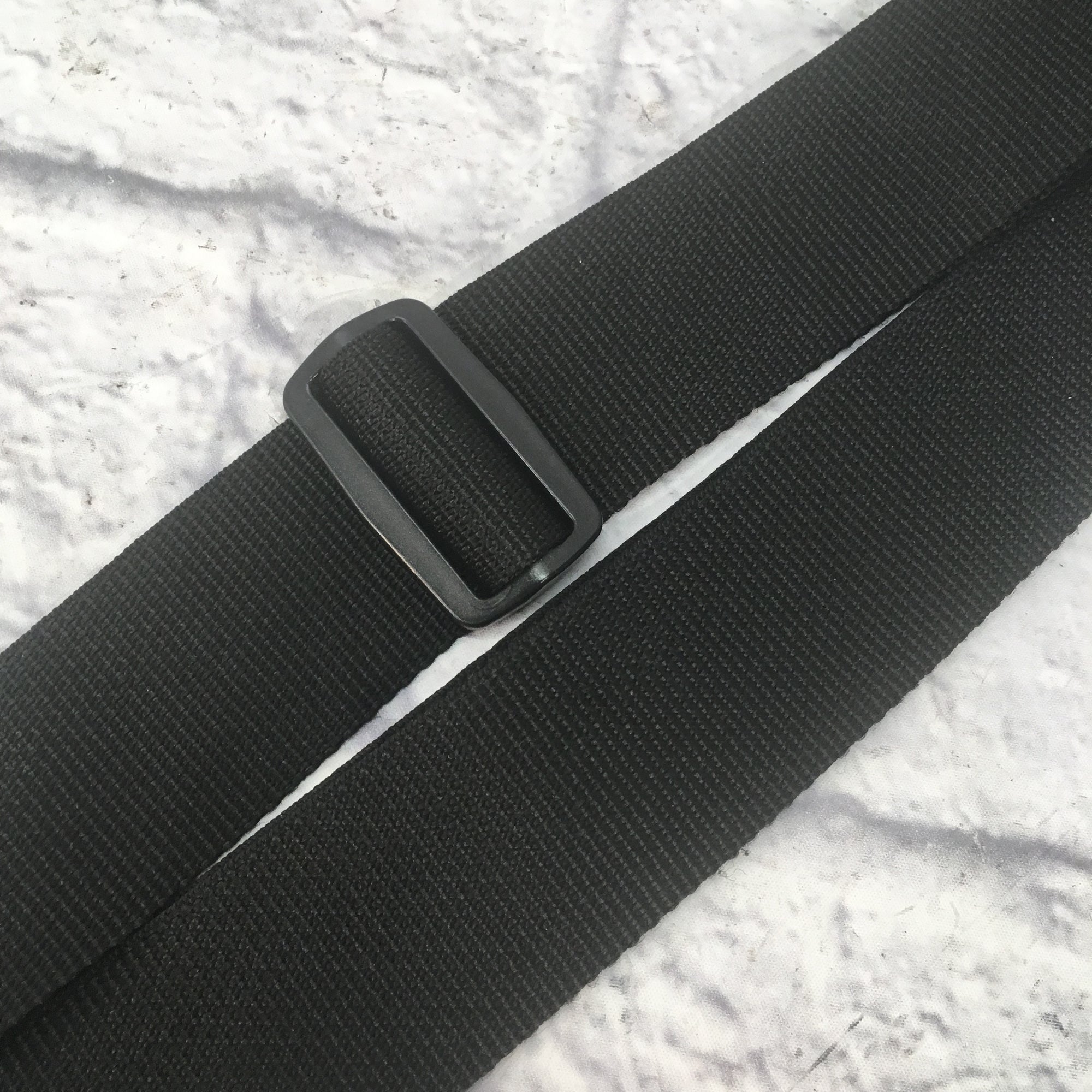 Ernie Ball Medium Width Black Nylon Guitar Strap 2