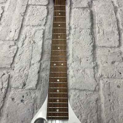 Traveler Ultra-Light White Electric Guitar