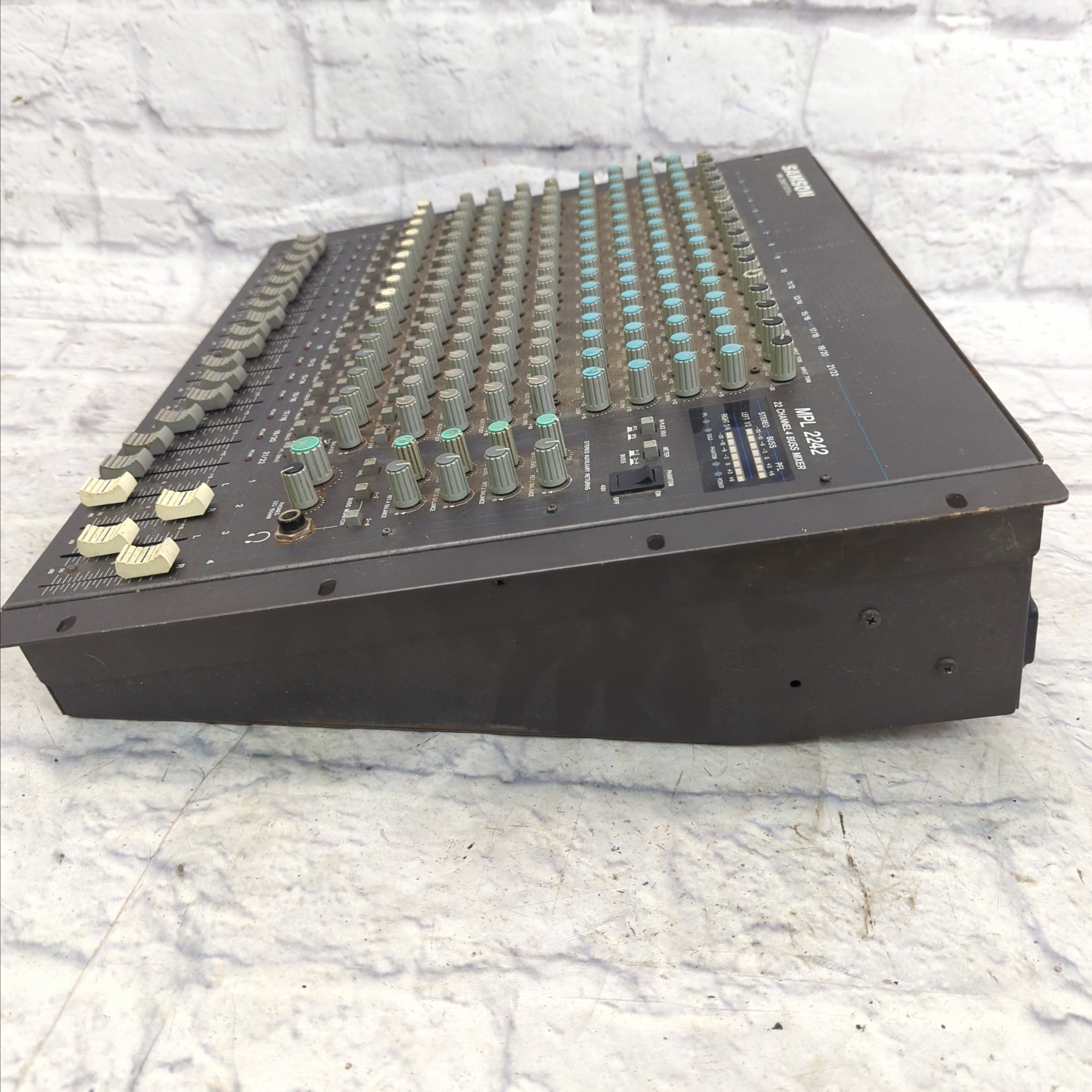 Samson MPL2242 Mixer