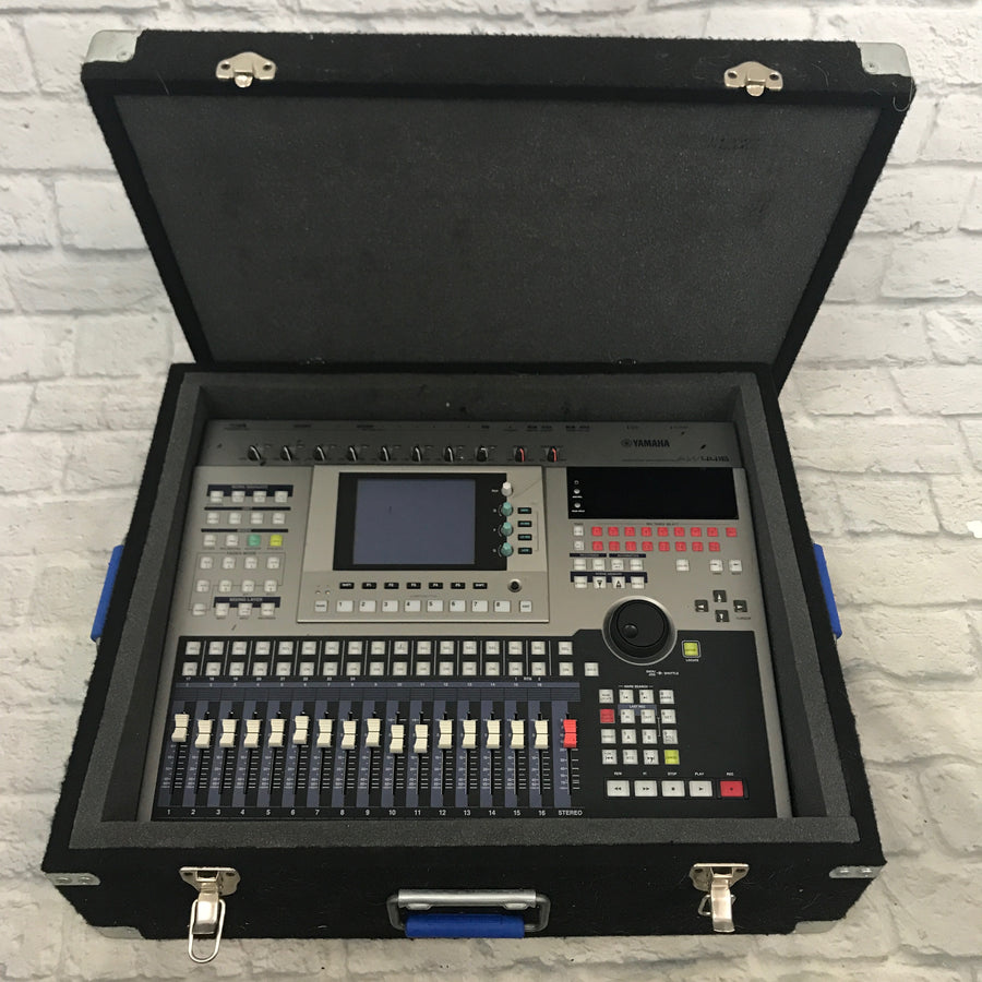 Yamaha AW 4416 Digital Recorder w/ Hard Case