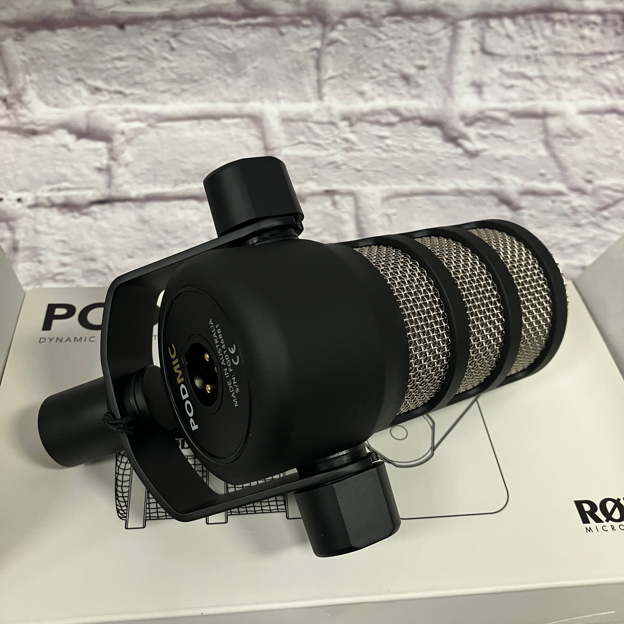 Rode PodMic Dynamic Podcast Microphone