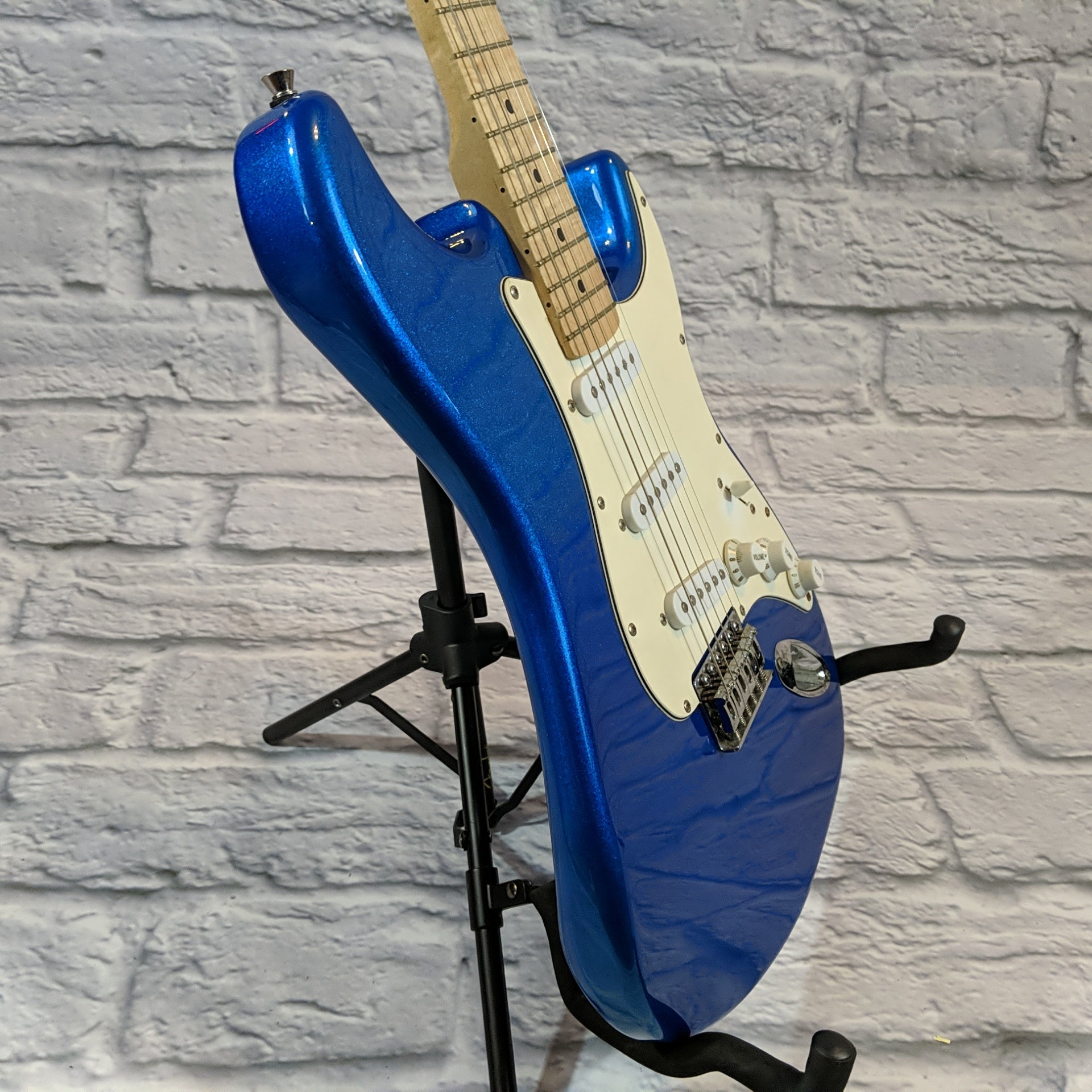 Austin AST100 Metallic Blue Electric Guitar - New Old Stock