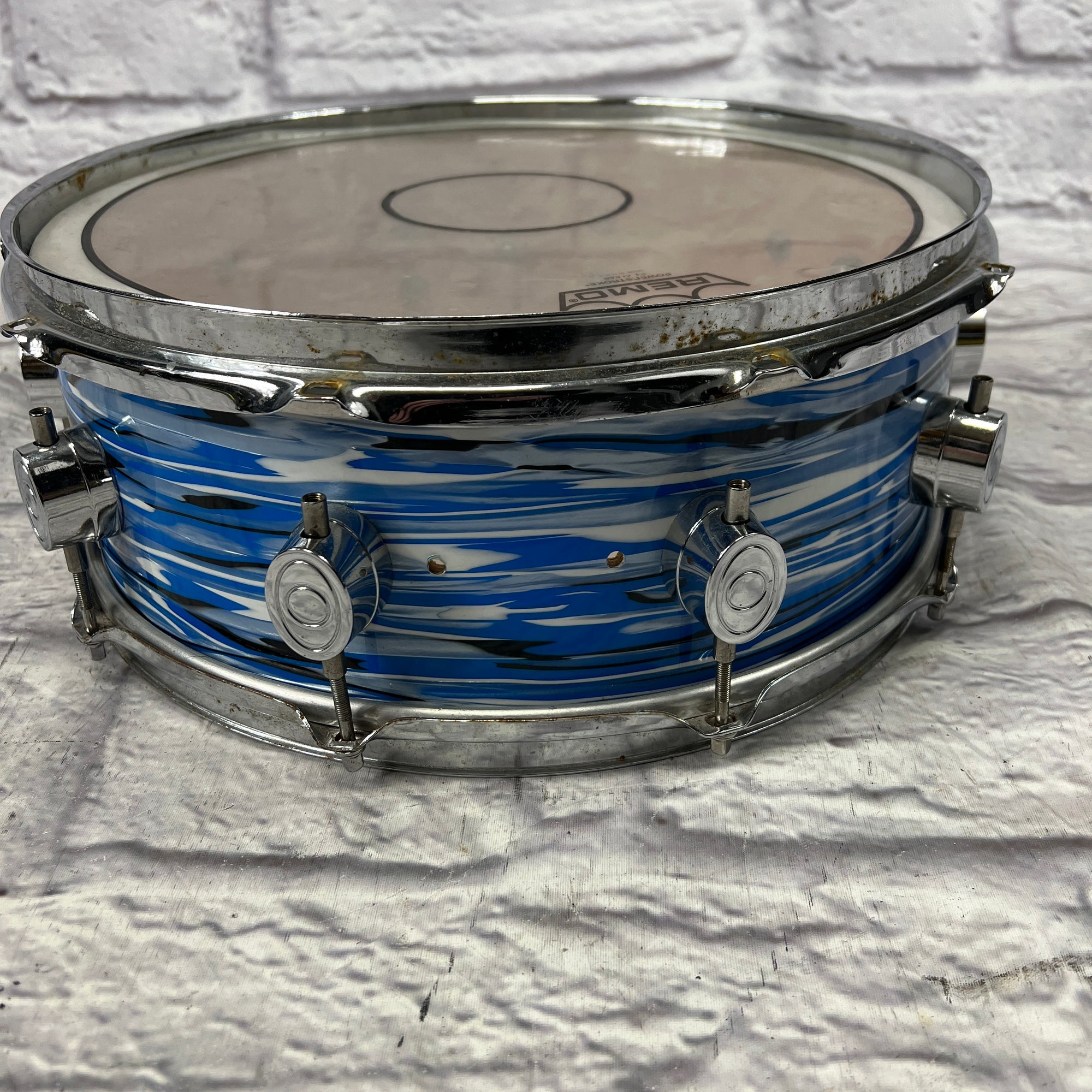 PDP Pacific Drums & Percussion 14x5 Maple Snare Project - Arctic Blue Oyster