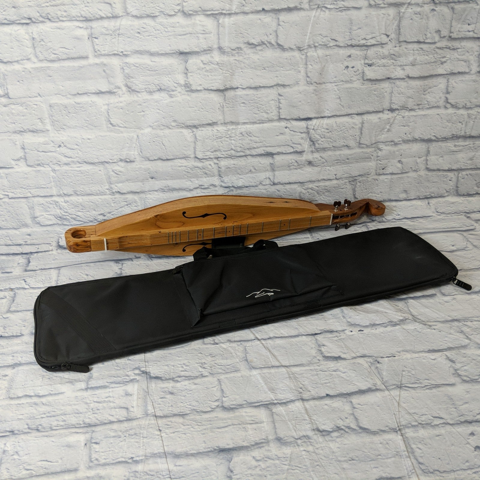 Cabin Creek Teardrop Shaped Appalachian Mountain Dulcimer Handmade from Solid Chestnut Wood