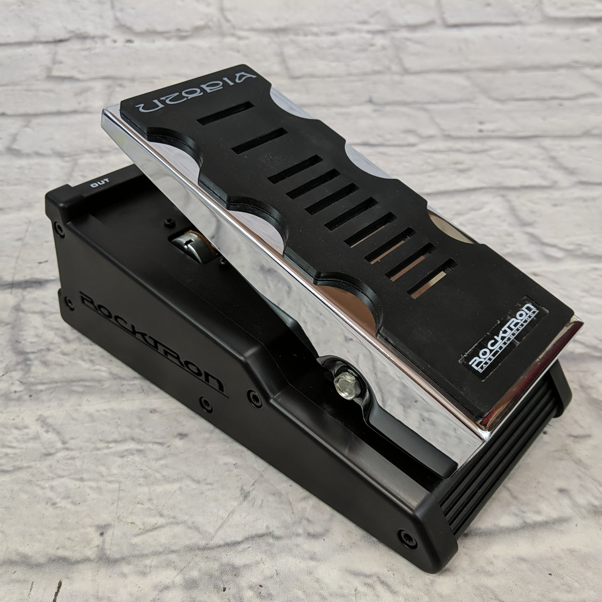 Rocktron Utopia Bass Wah Wah Pedal - New Old Stock