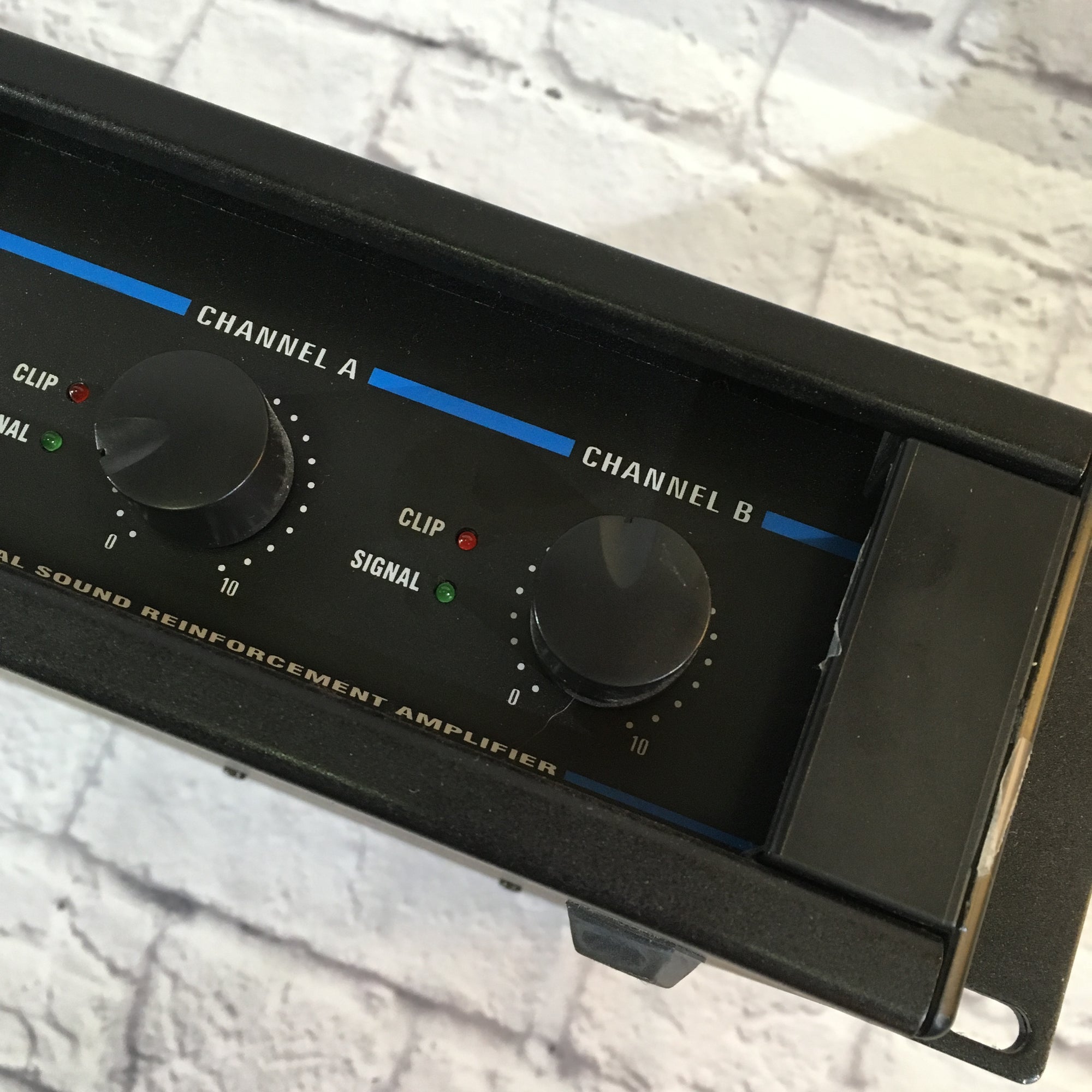 Yorkville AP1020 Power Amp