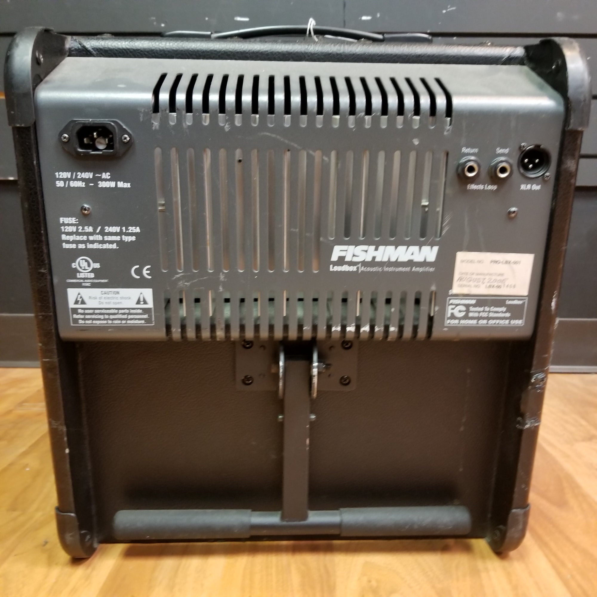 Fishman LBX001 Loudbox Pro Acoustic Amp