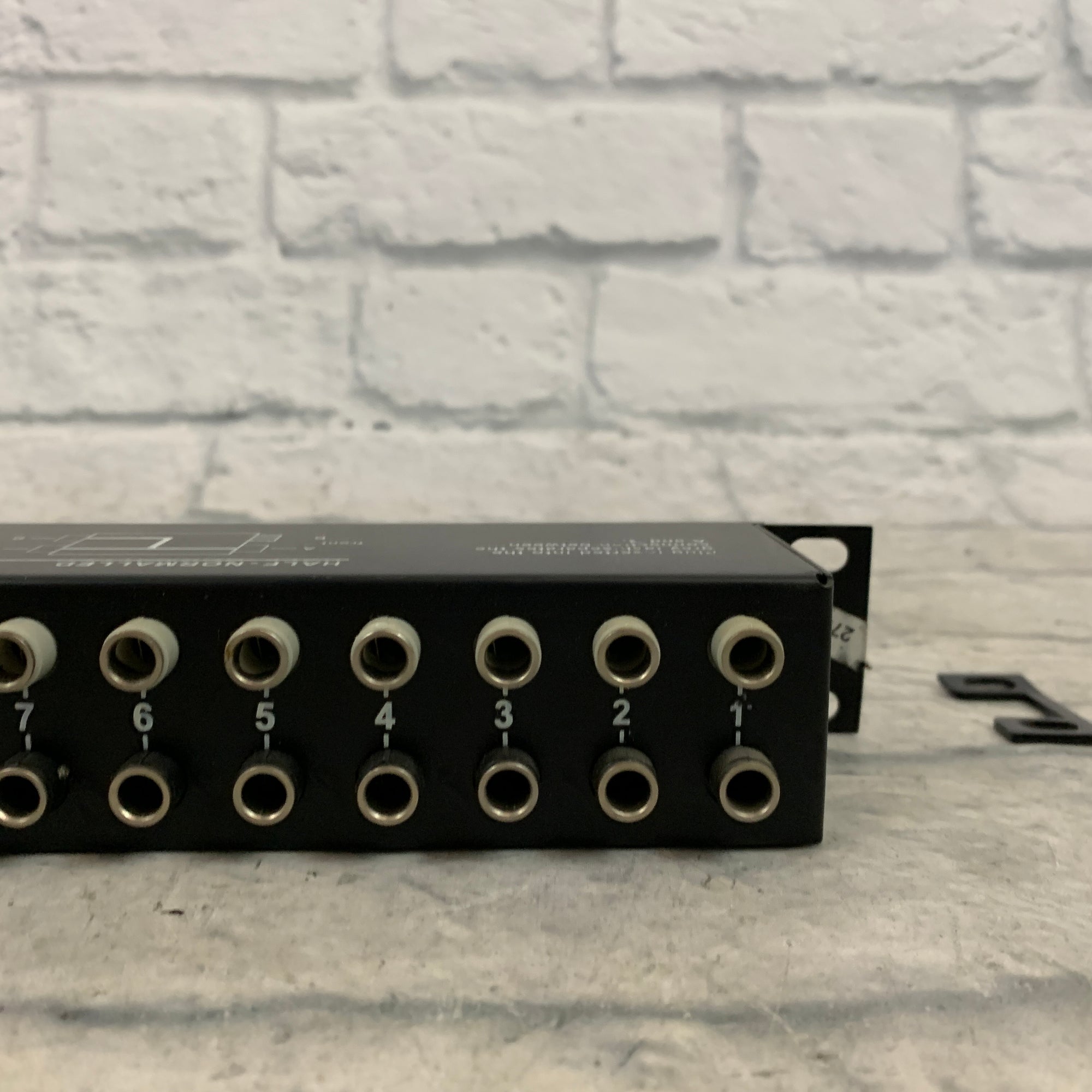 Neutrik NYS-SPP-L 48-point 1/4" TRS Balanced Patchbay