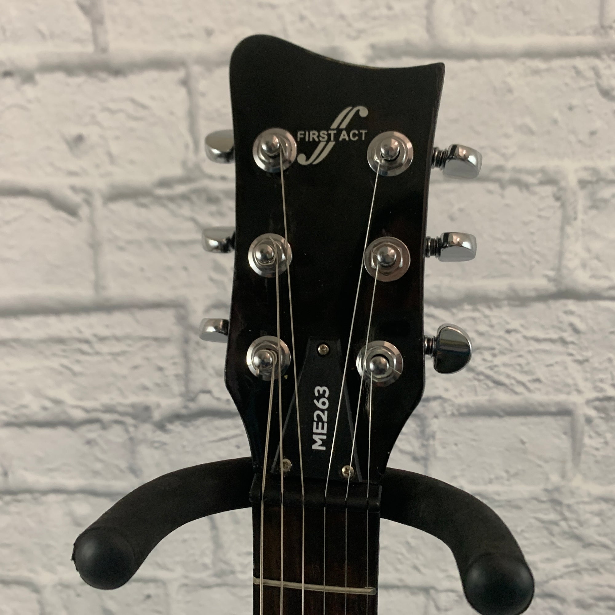 First Act ME263 Electric Guitar w/ Upgrades