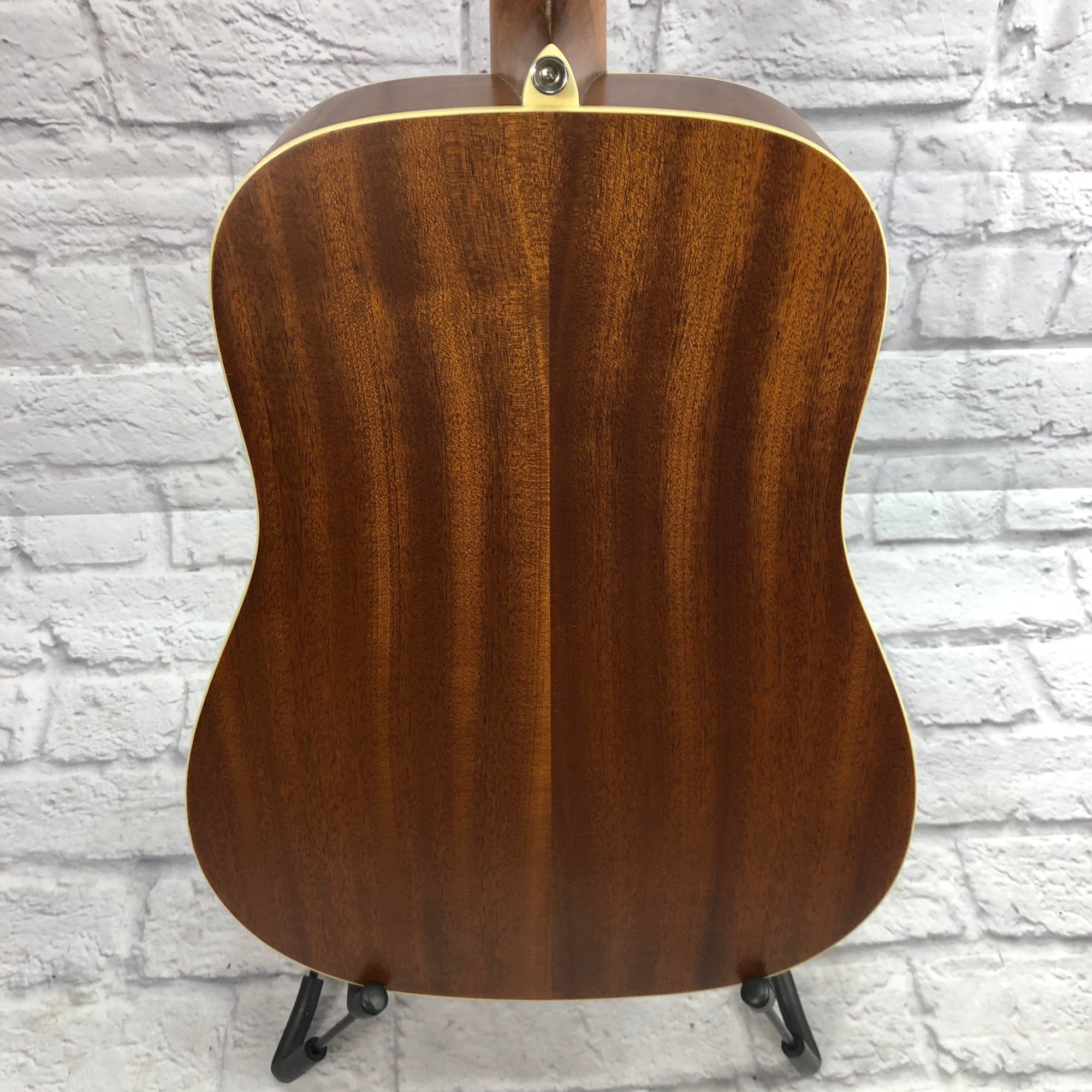 Alvarez AD60L Left Handed Acoustic Guitar