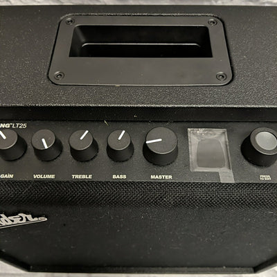 Fender Mustang LT25 25-Watt 1x8" Digital Modeling Guitar Combo