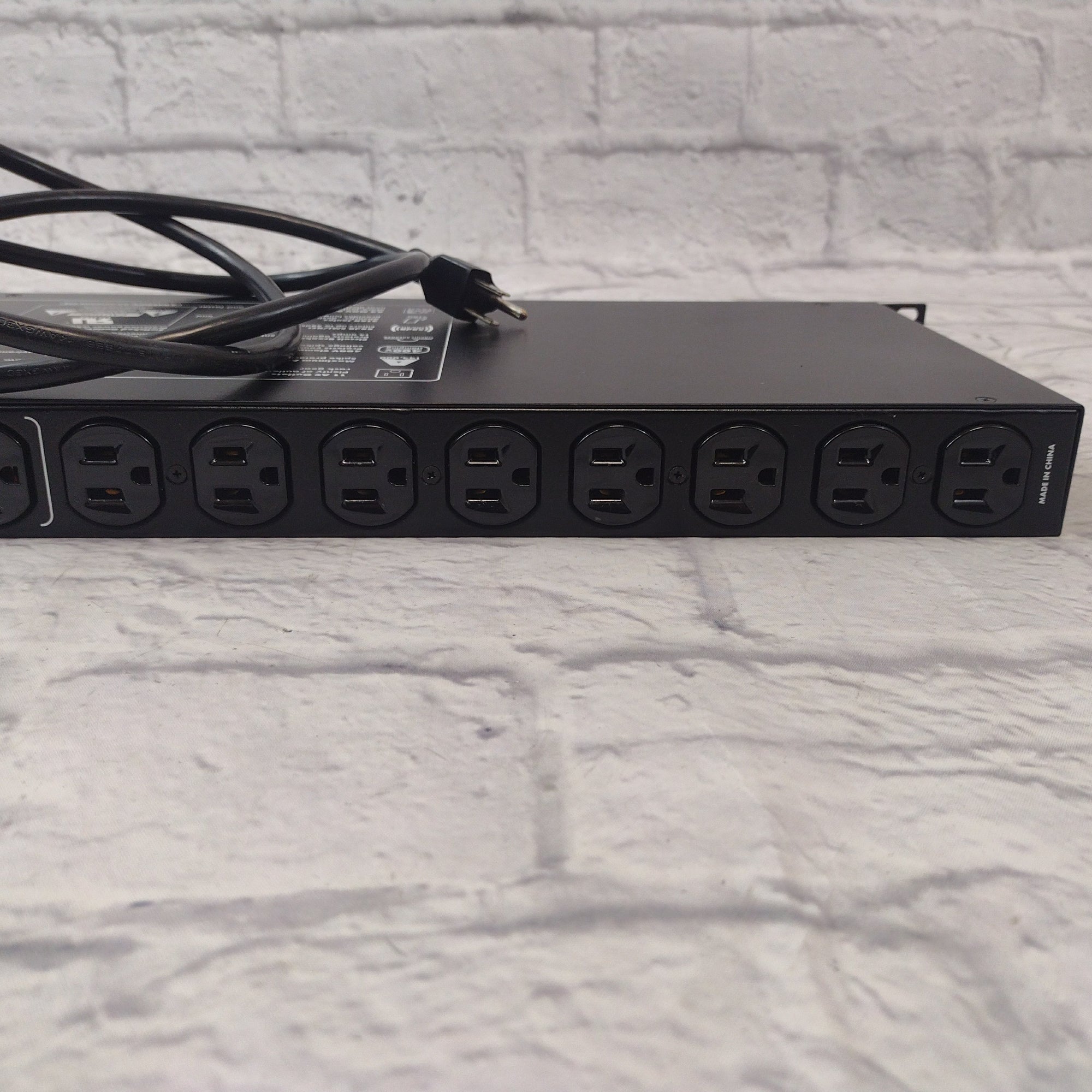 Livewire PC1100 Power Conditioner