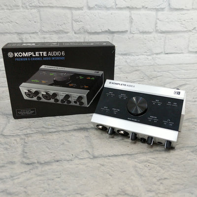 Komplete Audio 6 Interface with Software