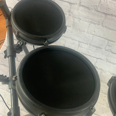 Alesis Nitro Mesh Head Electric Drum Kit