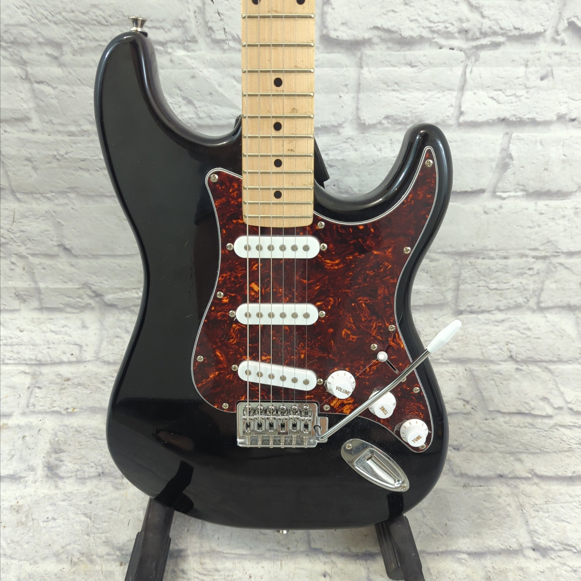 Nashville Guitar Works S-Style Electric Guitar w/ Rosewood Fretboard Electric Guitar