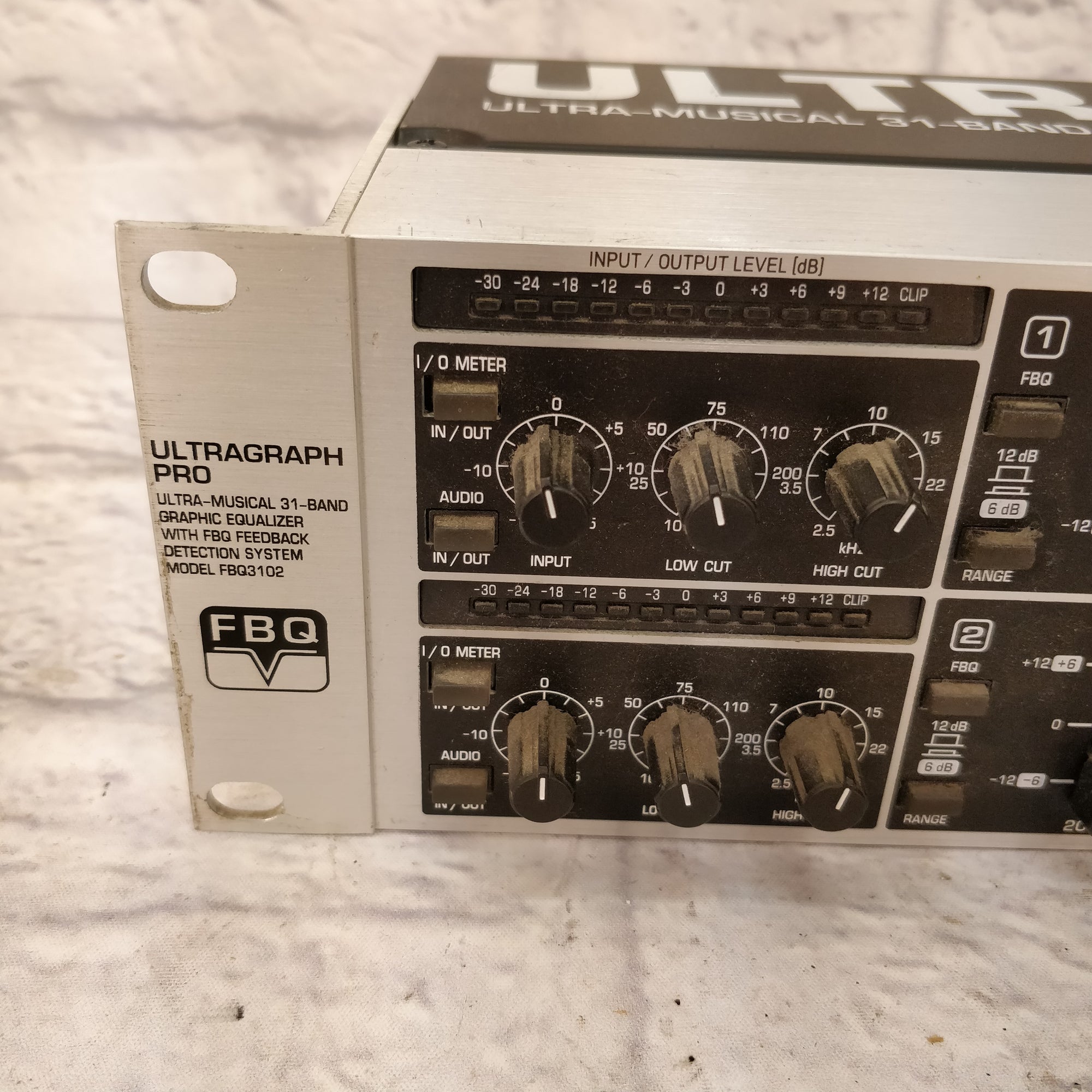 Behringer Ultragraph Pro FBQ3102 - 31-band Stereo Graphic EQ