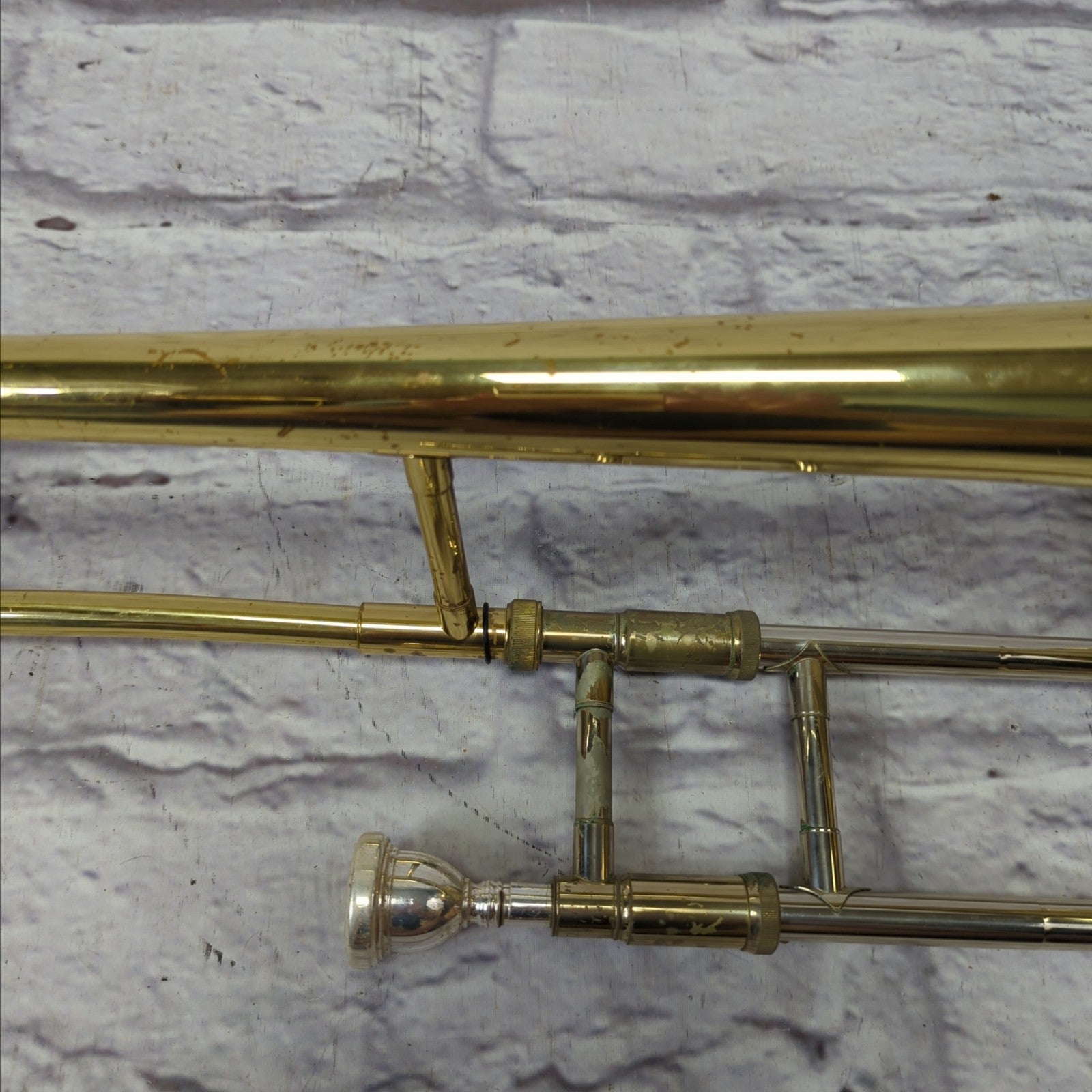 Hunter 6420L Bb Student Slide Trombone - Includes 12C mouthpiece and hard case - Ready to play!
