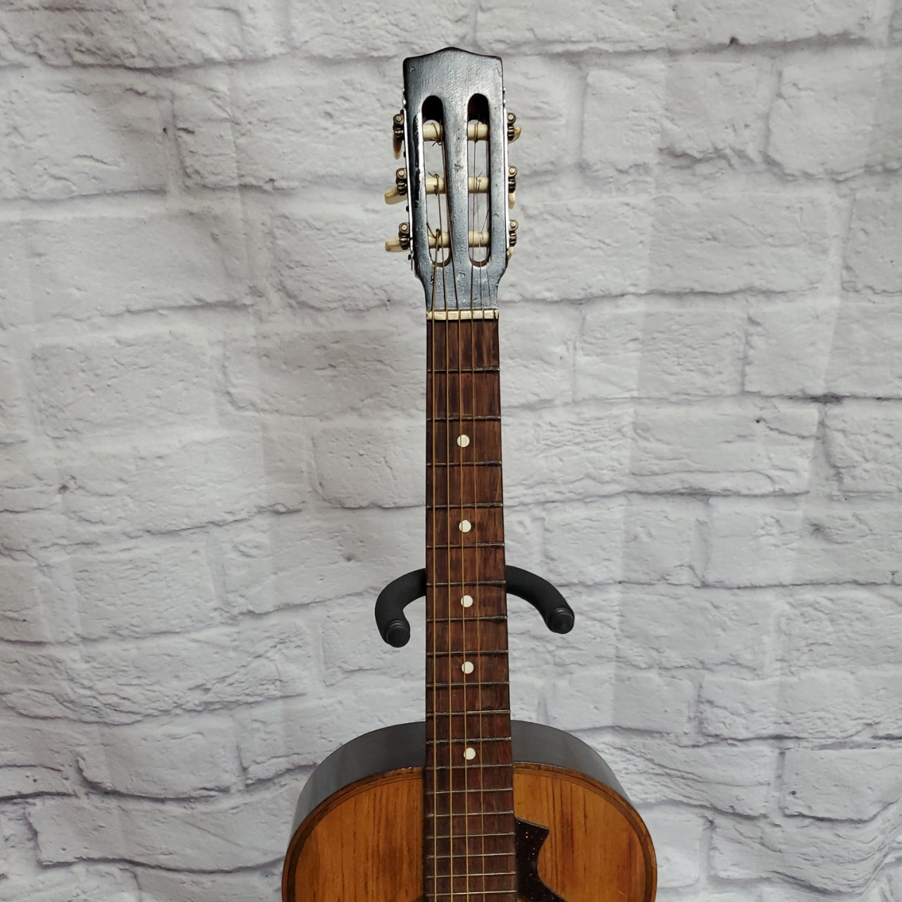 Giannini 2 Acoustic Guitar
