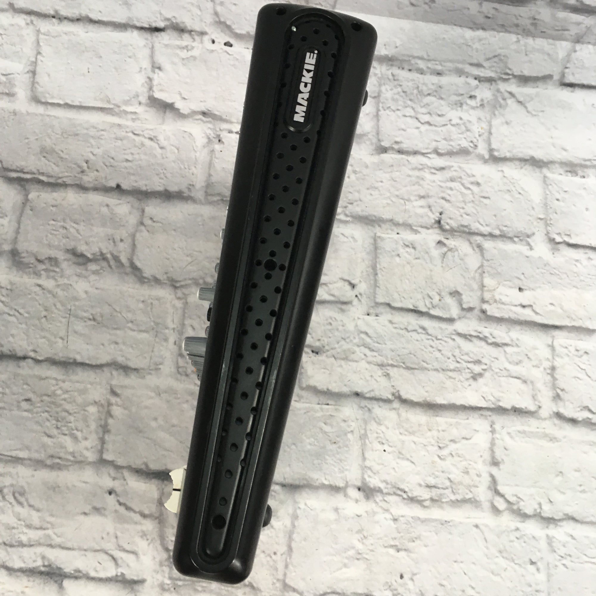 Mackie PROFX8 Professional Mic/Line Mixer with FX