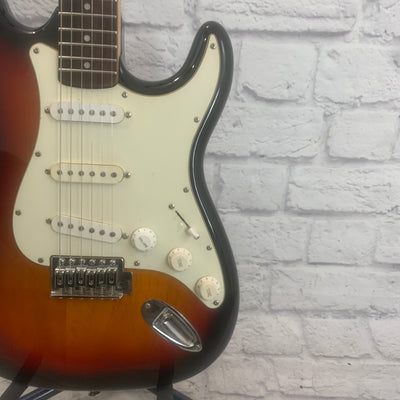 Fender Stratocaster Electric Guitar - Sunburst