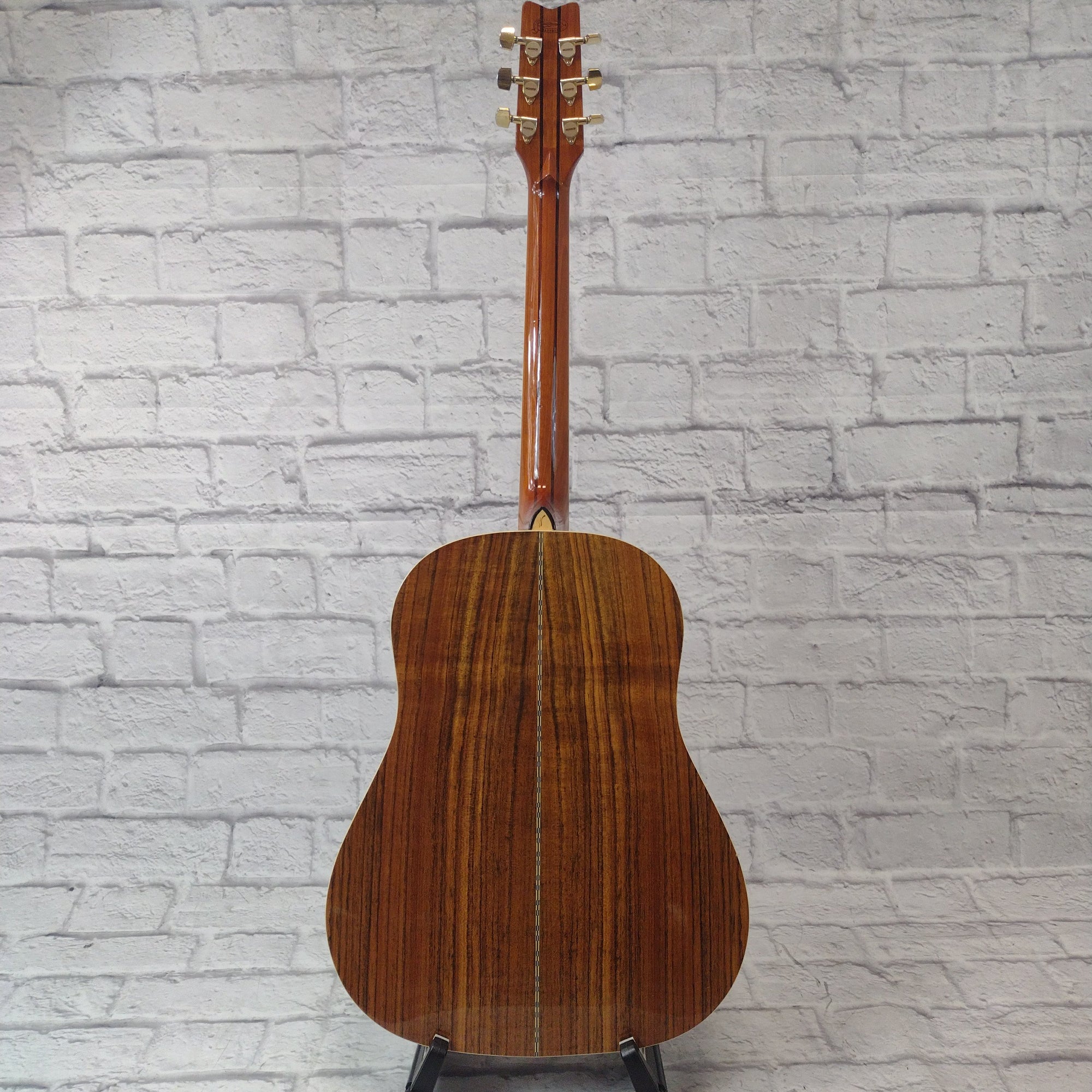 Washburn D25SN Acoustic Guitar - Evolution Music Washburn D25SN Acoustic Guitar - Evolution Music