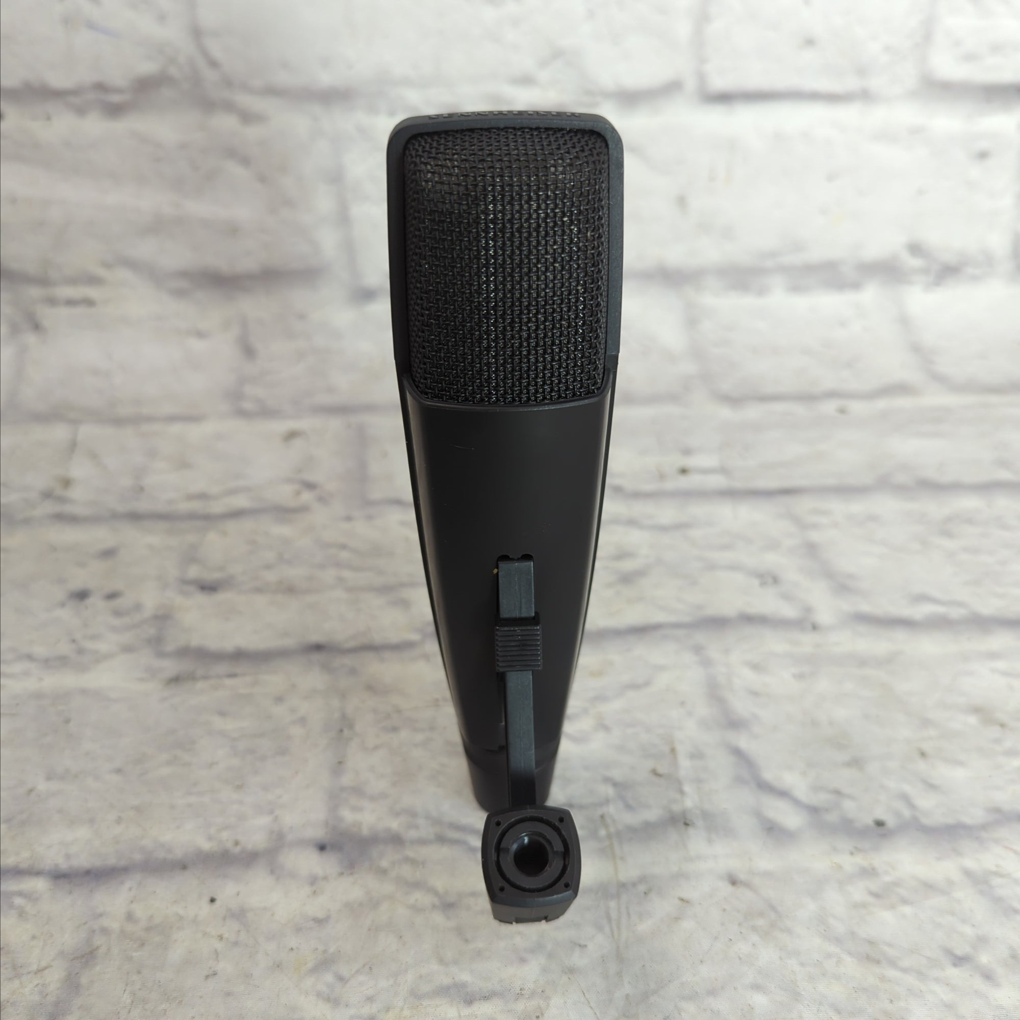 Sennheiser MD 421 II Cardioid Dynamic Microphone