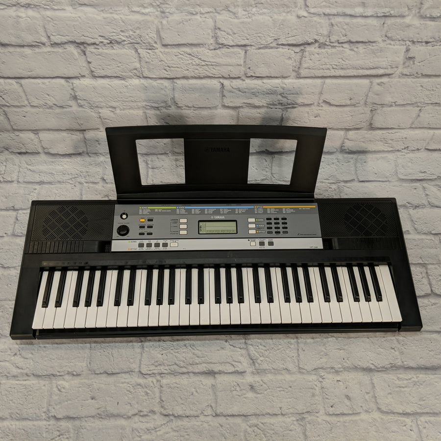 Yamaha YPT240 61-Key Portable Keyboard with USB