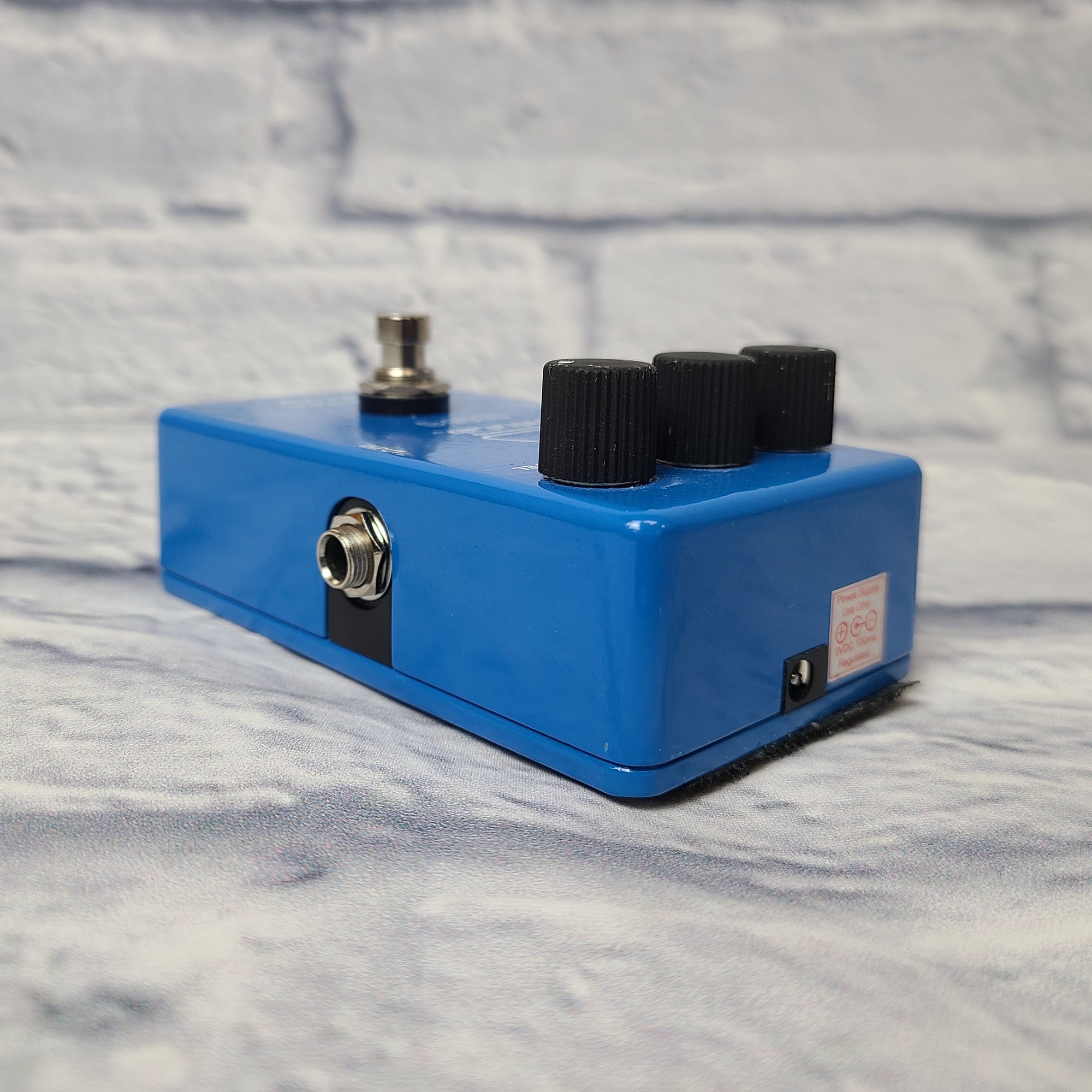 Deltalab DD1 Digital Delay Pedal for Electric Guitar