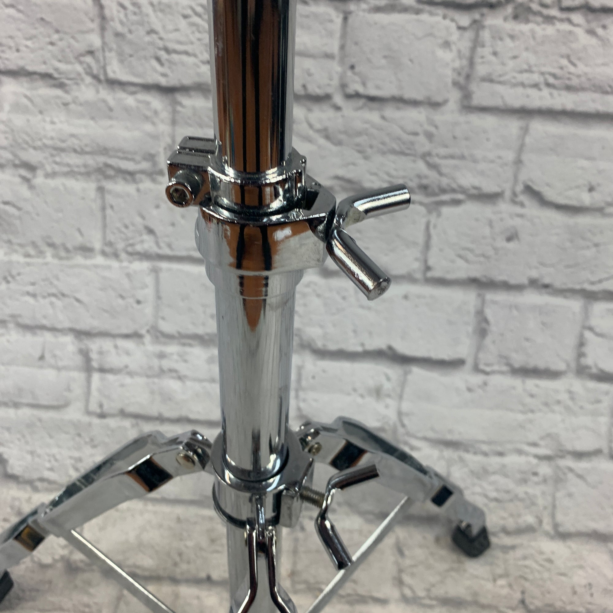 Unknown Bongo Stand