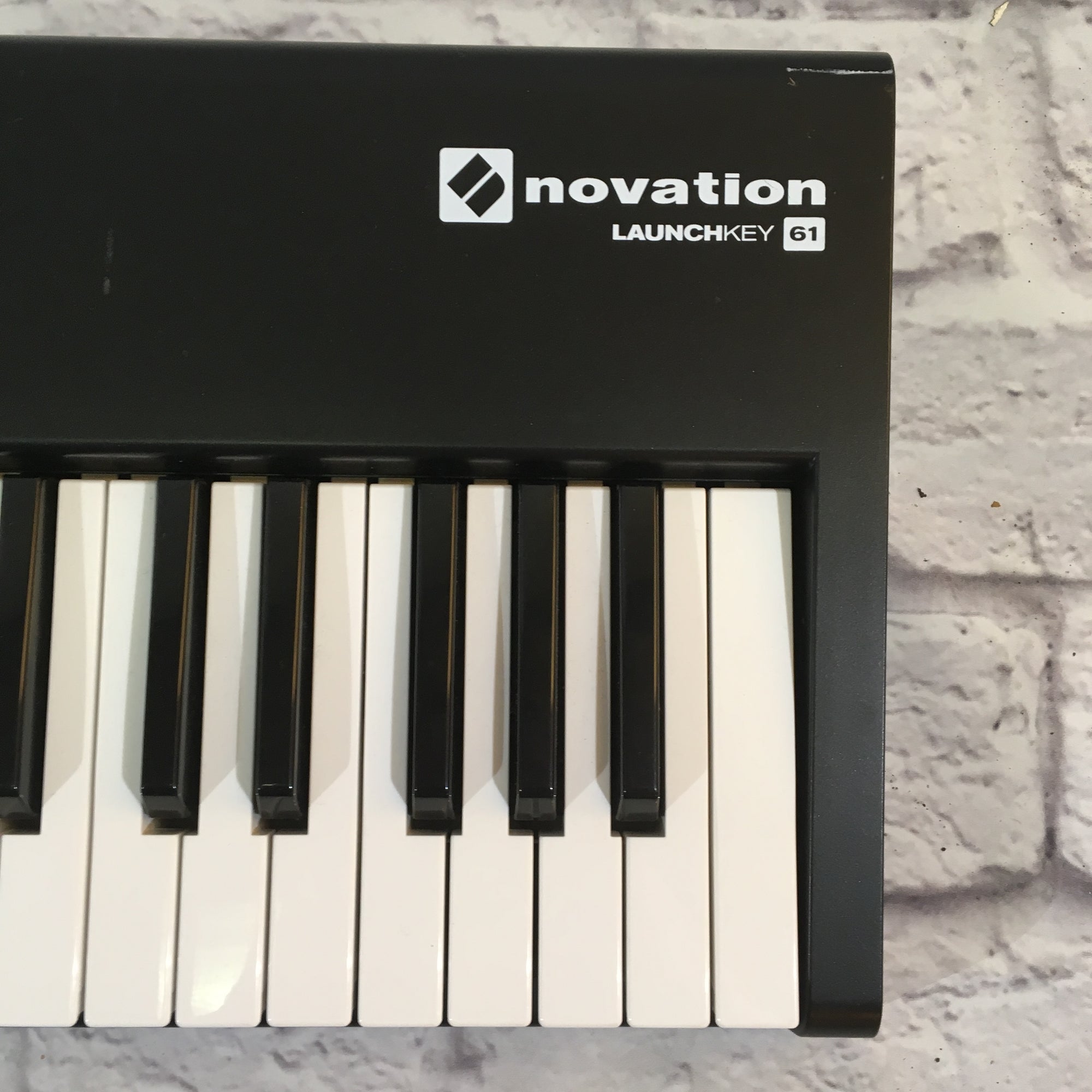 Novation Launchkey 61 Controller