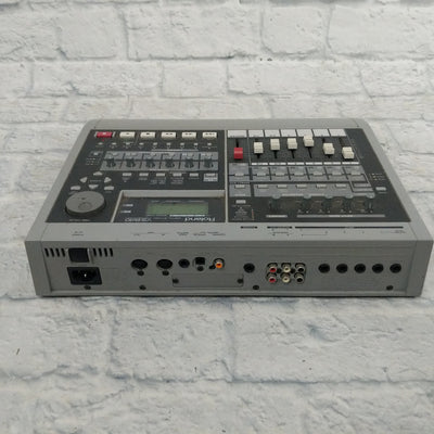 Roland VS-840 Digital Studio Workstation Recorder