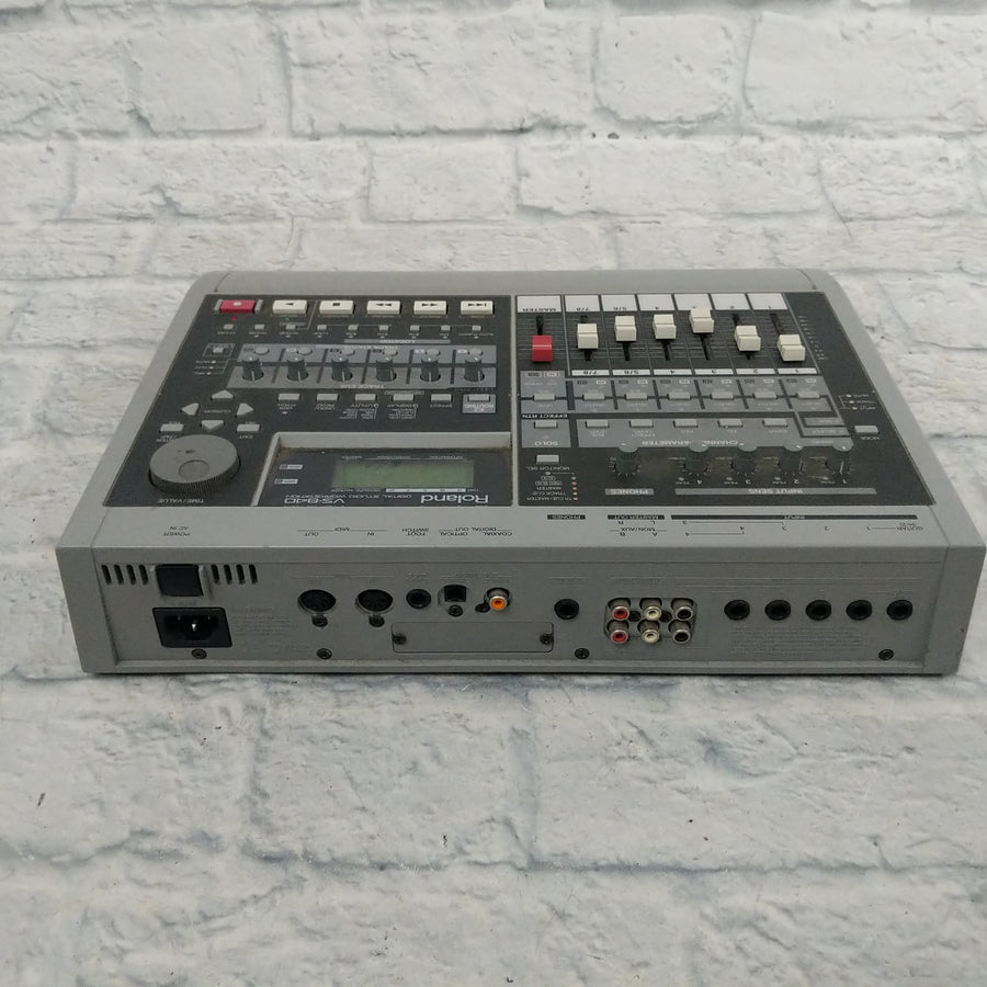 Roland VS-840 Digital Studio Workstation Recorder