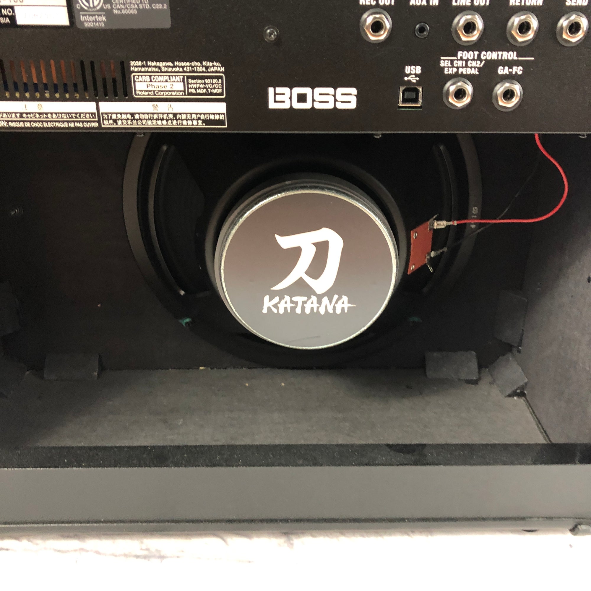 ** Boss Katana 100 Combo Amp