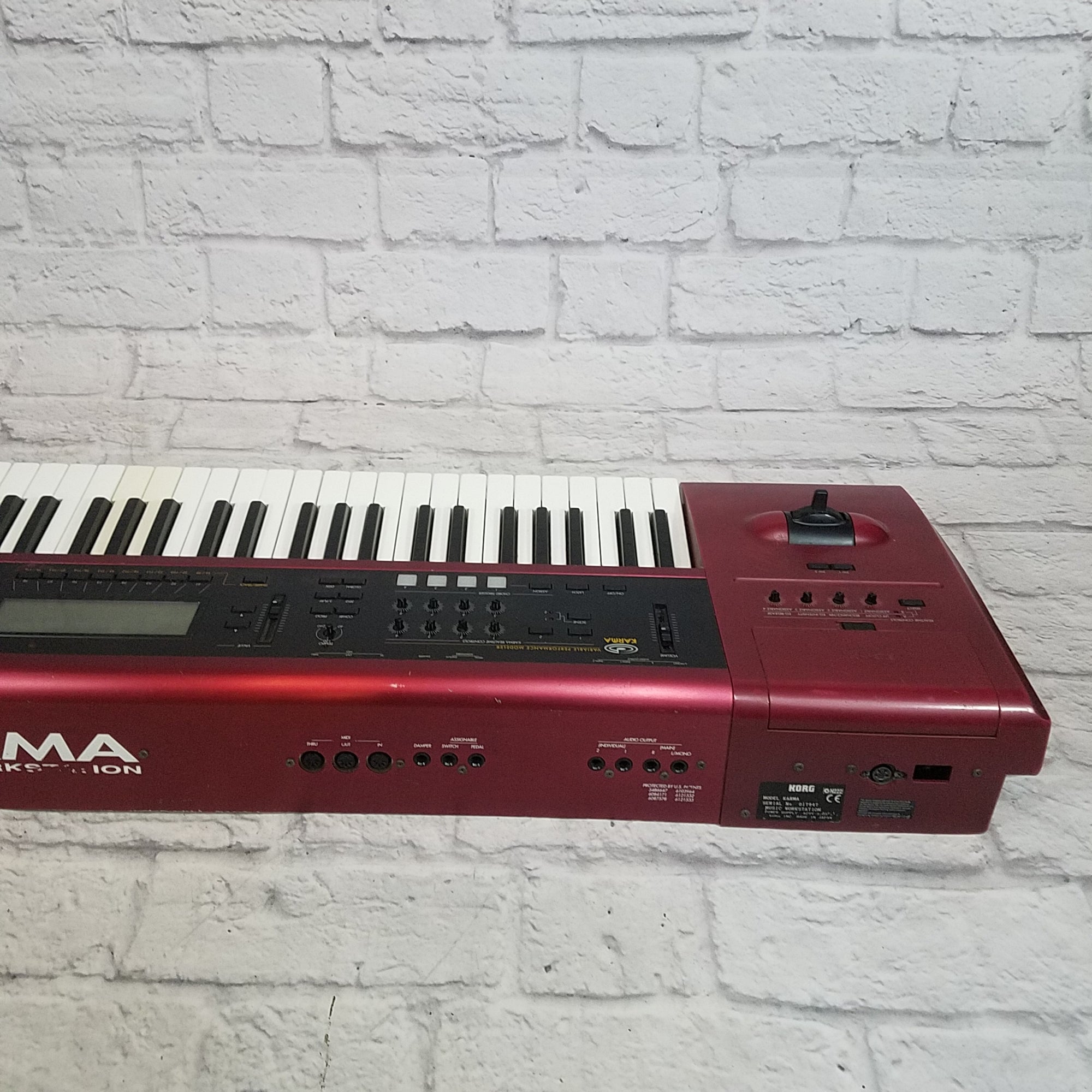 KORG KARMA 音楽ワークステーション 61鍵 Korg KARMA 61-Key Music Workstation | zZounds