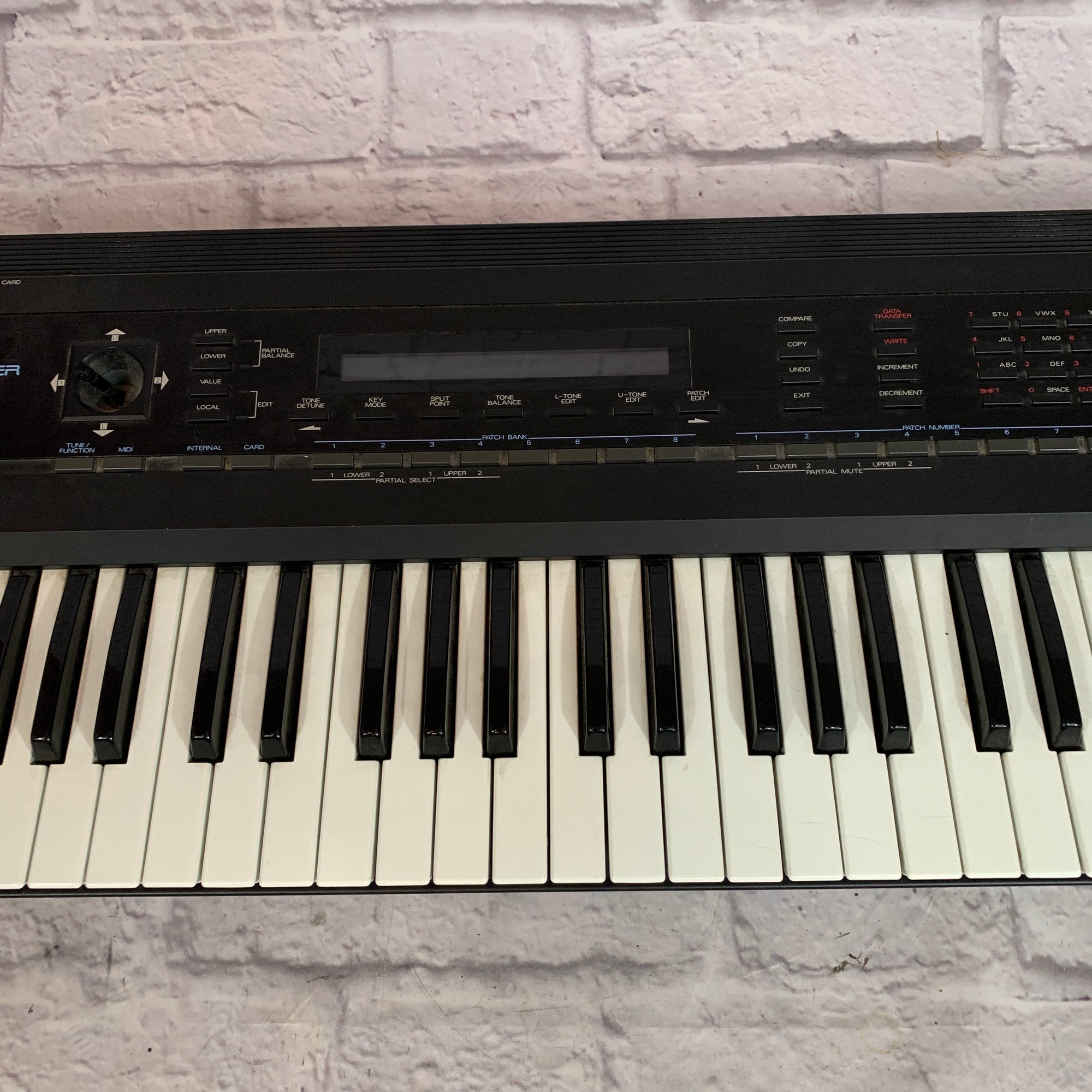 Roland D-50 Linear Synthesizer