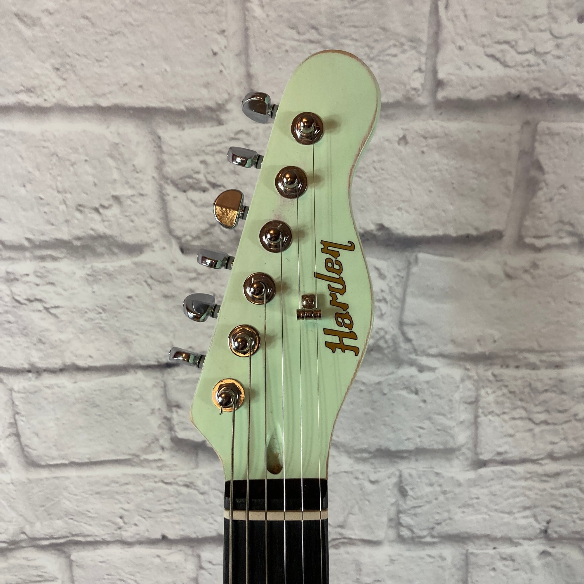 Harden Engineering Evolution T-Style Electric Guitar w/ Hard Case