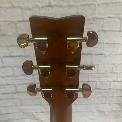 Yamaha F335 Dreadnought Acoustic Guitar