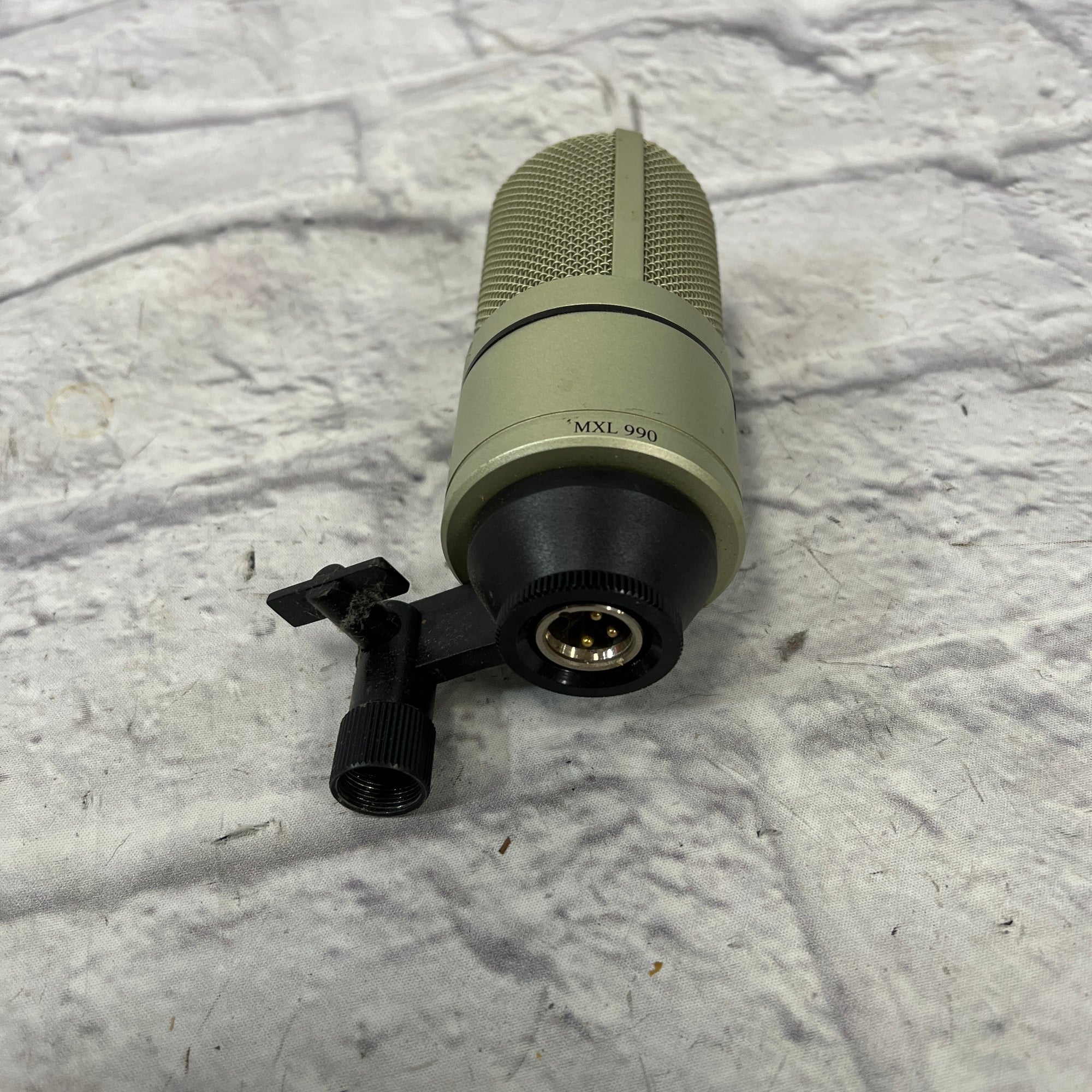 MXL 990 Large Diaphragm Condenser Microphone