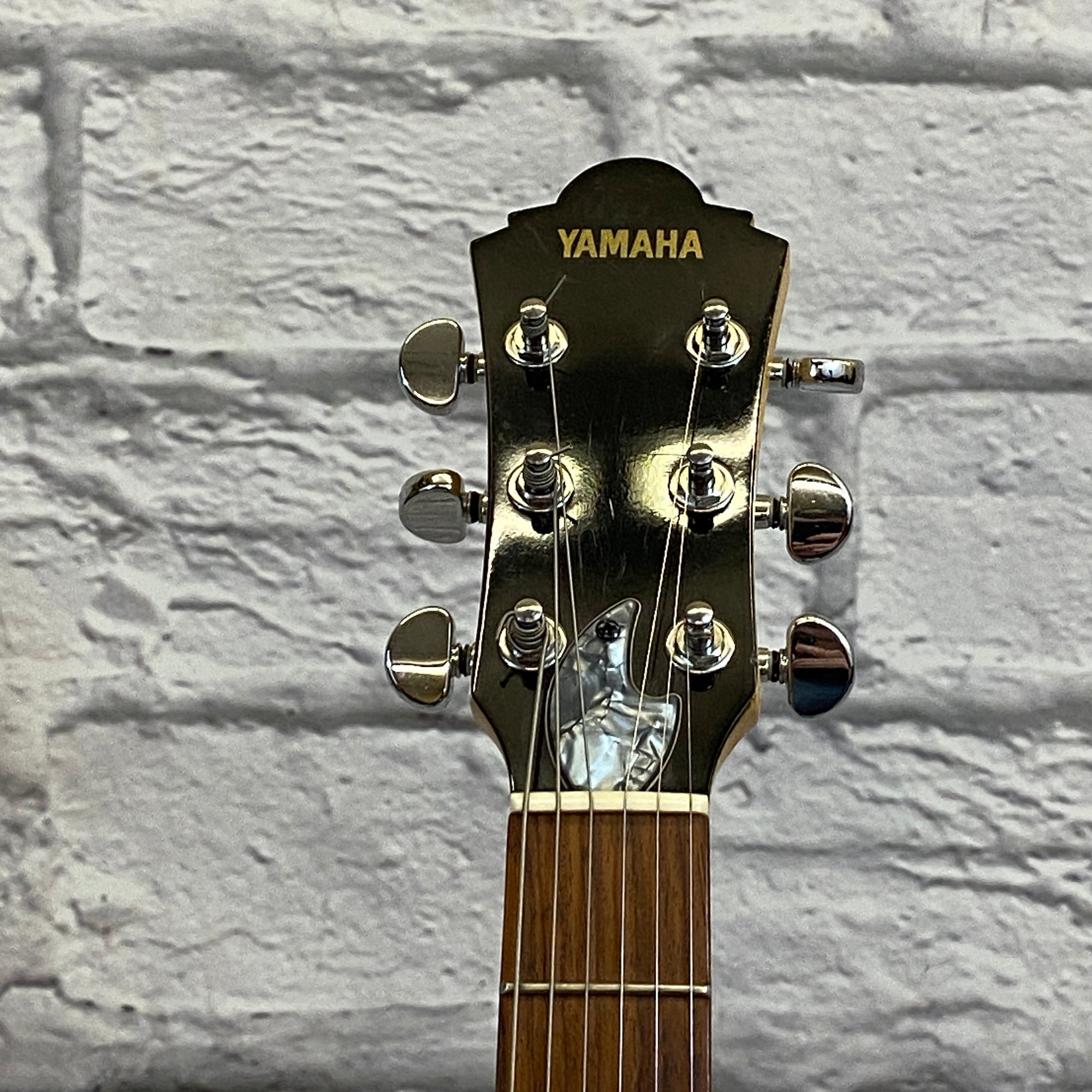 Yamaha AES 500 Electric Guitar - Evolution Music