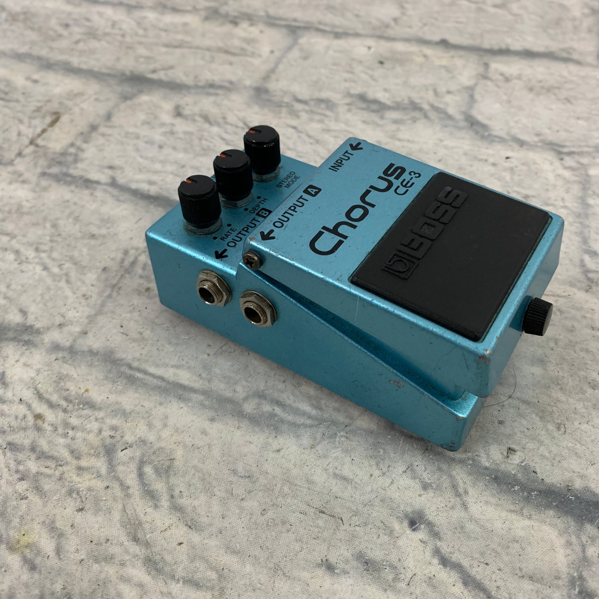 Boss CE-3 Stereo Chorus Pedal - Evolution Music