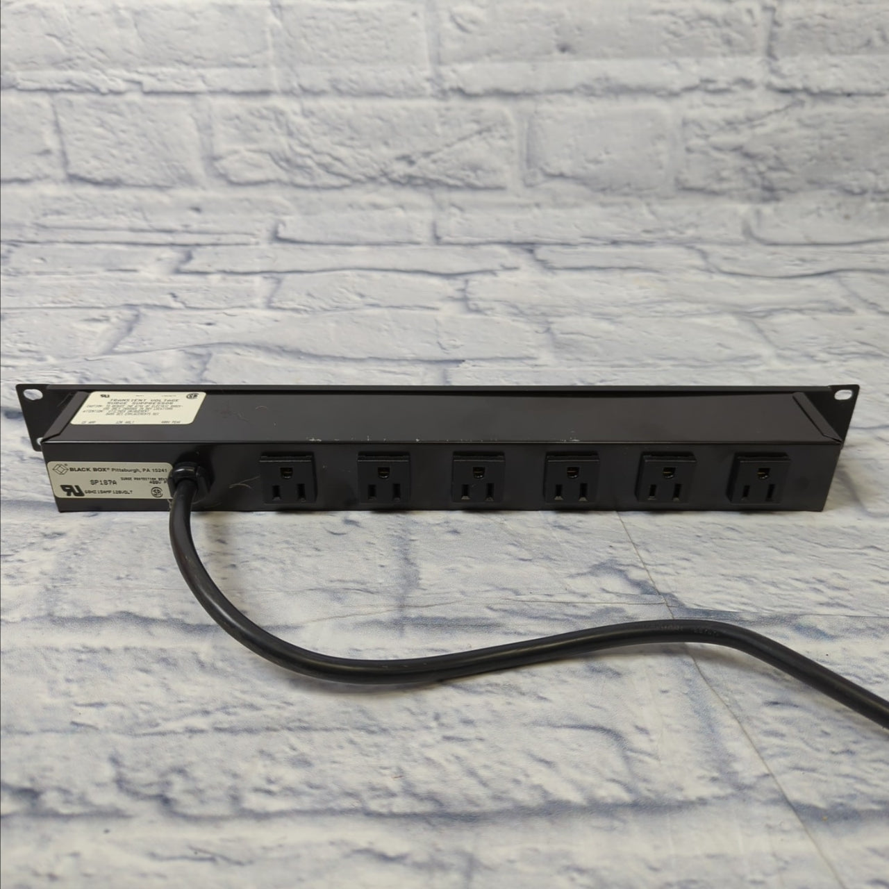 Black Box SP187A Power Conditioner Rack Surge Protector