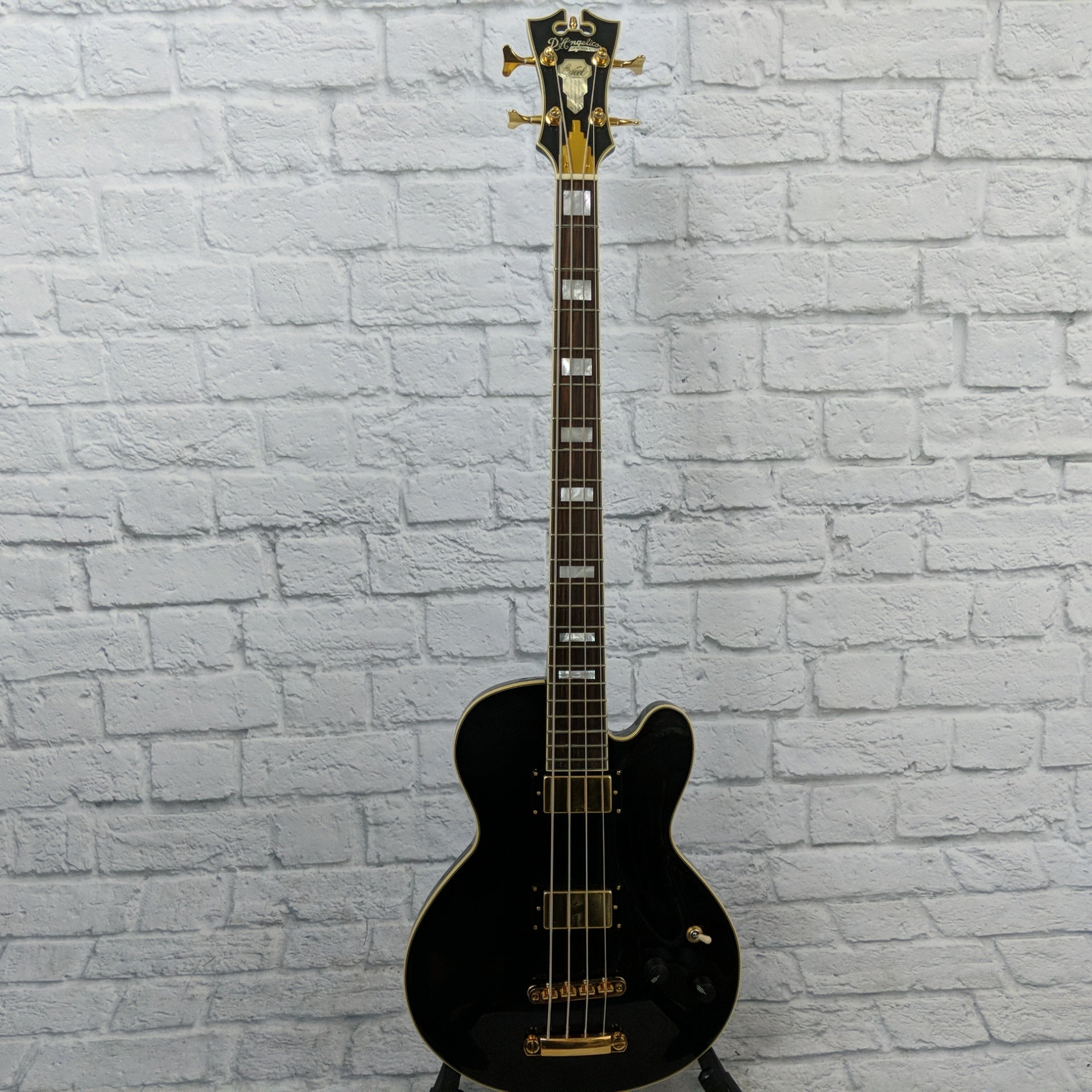 D'Angelico Excel SD Short Scale Bass 2014 with Case
