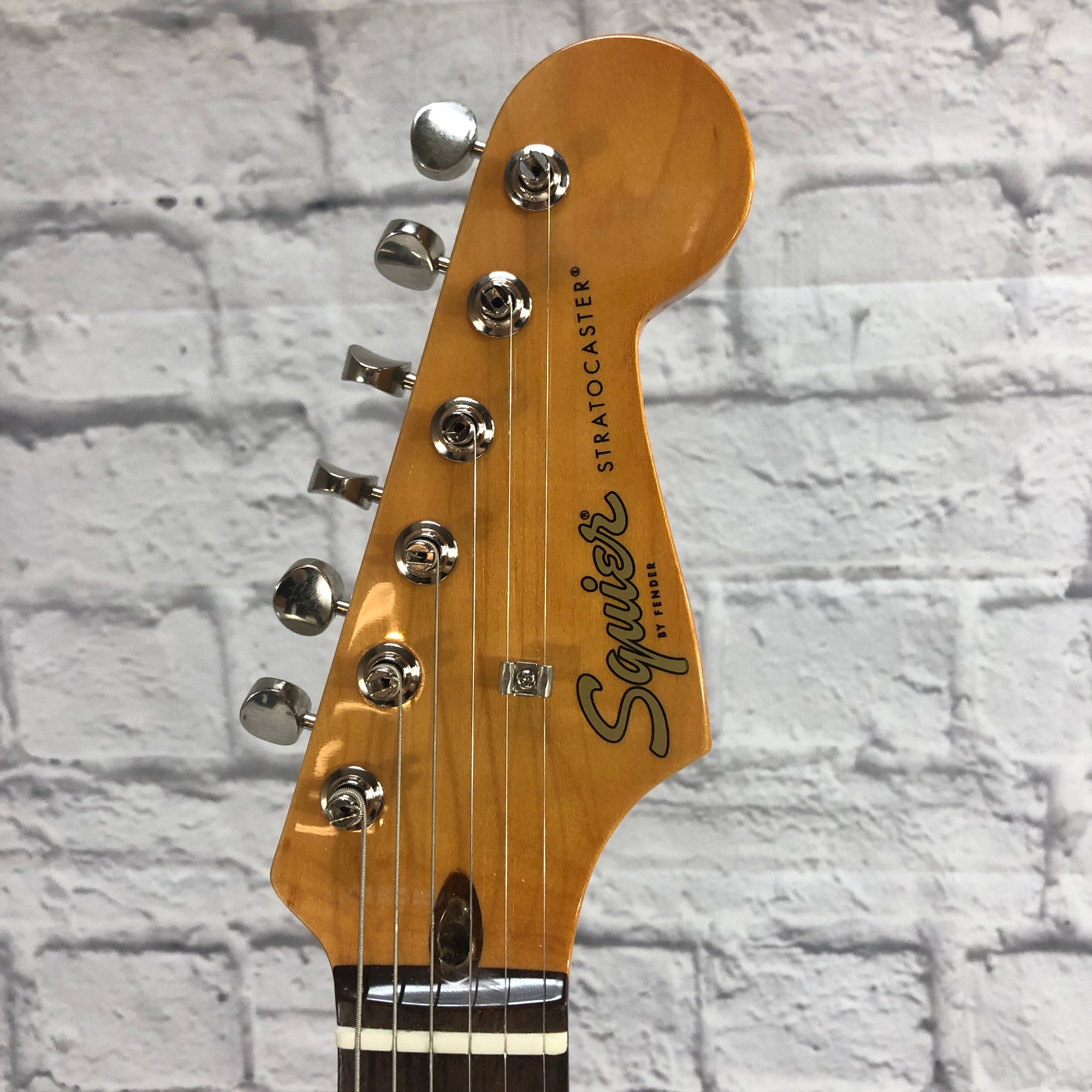 Squier Classic Vibe 60's Strat Candy Apple Red