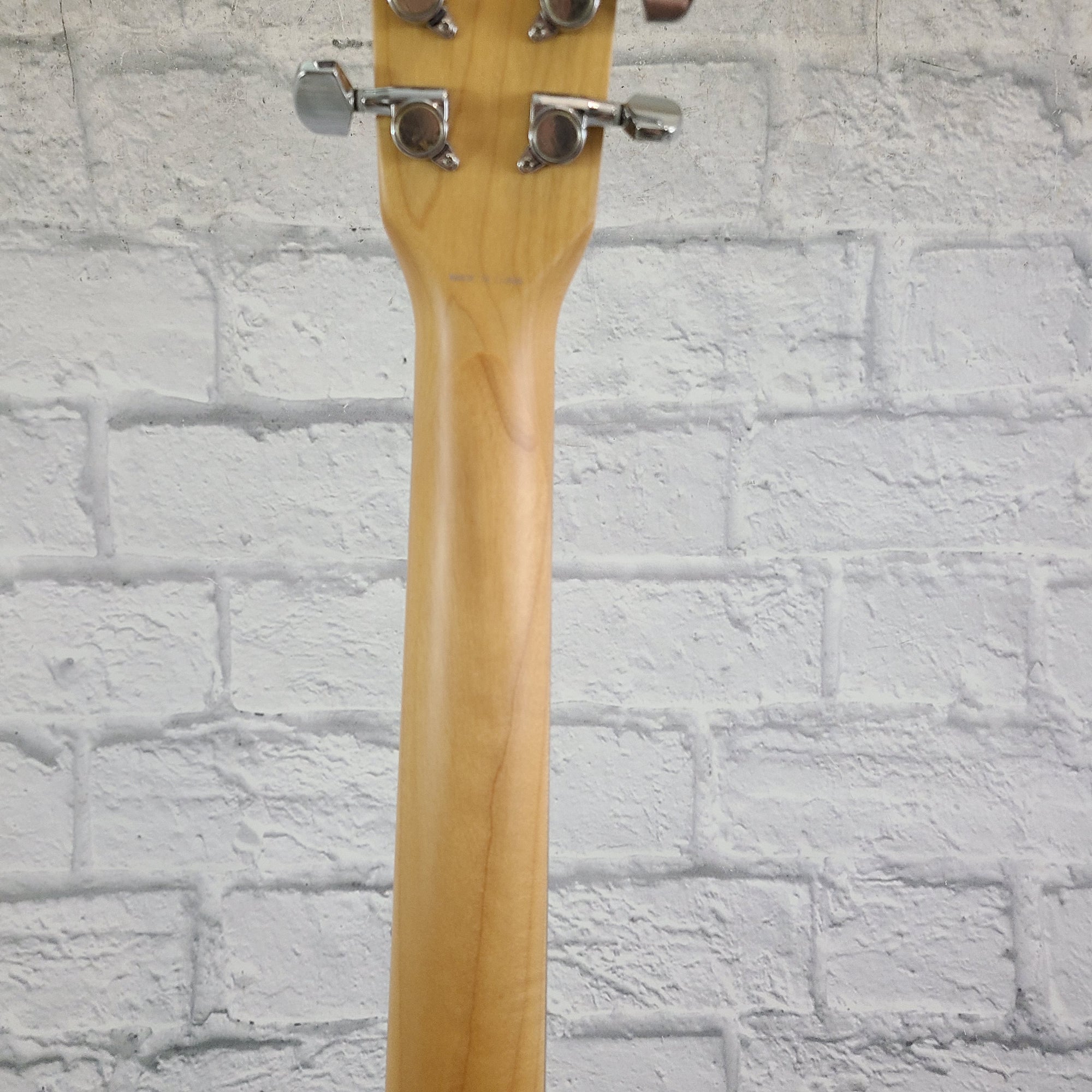 Hohner HW 640 NFT Acoustic Guitar