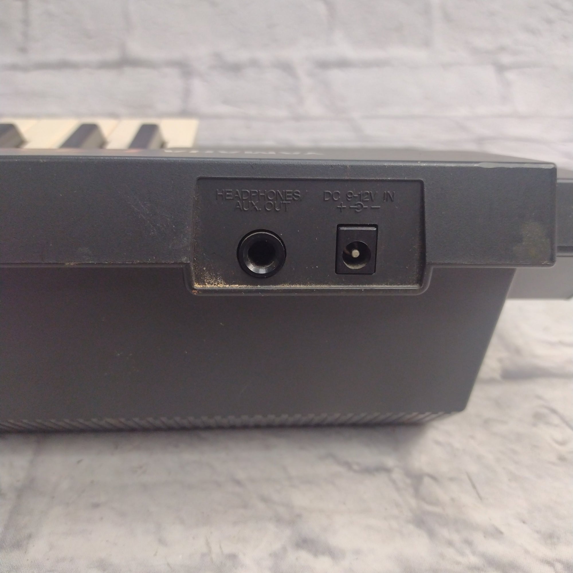 Yamaha  PSR-2 Electronic Keyboard