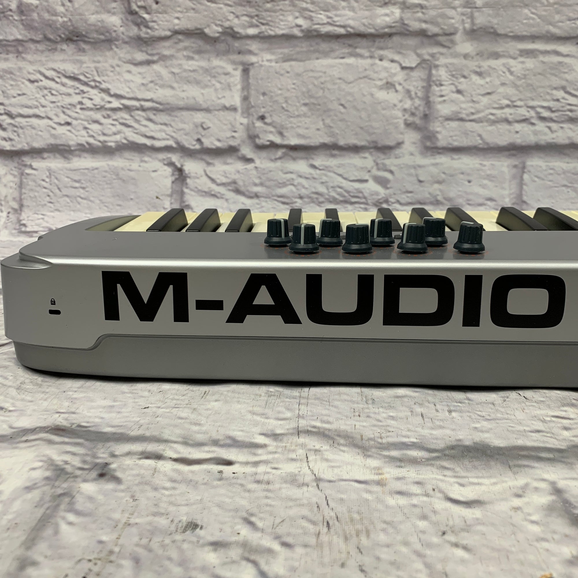 z*z様 m-audio oxygen M-Audio Oxygen 25 MKV Midi Keyboard - buy online | USA