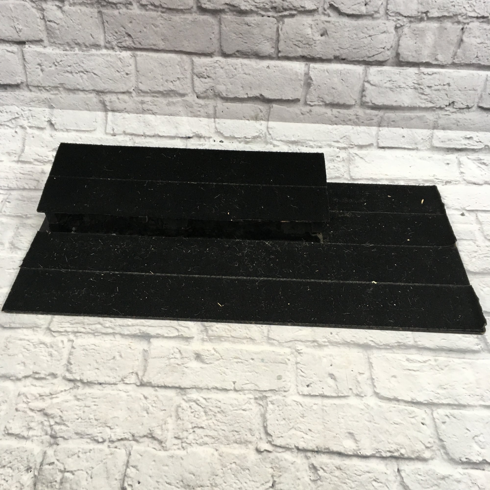 Lyt Black Pedal Board with Velcro As-Is