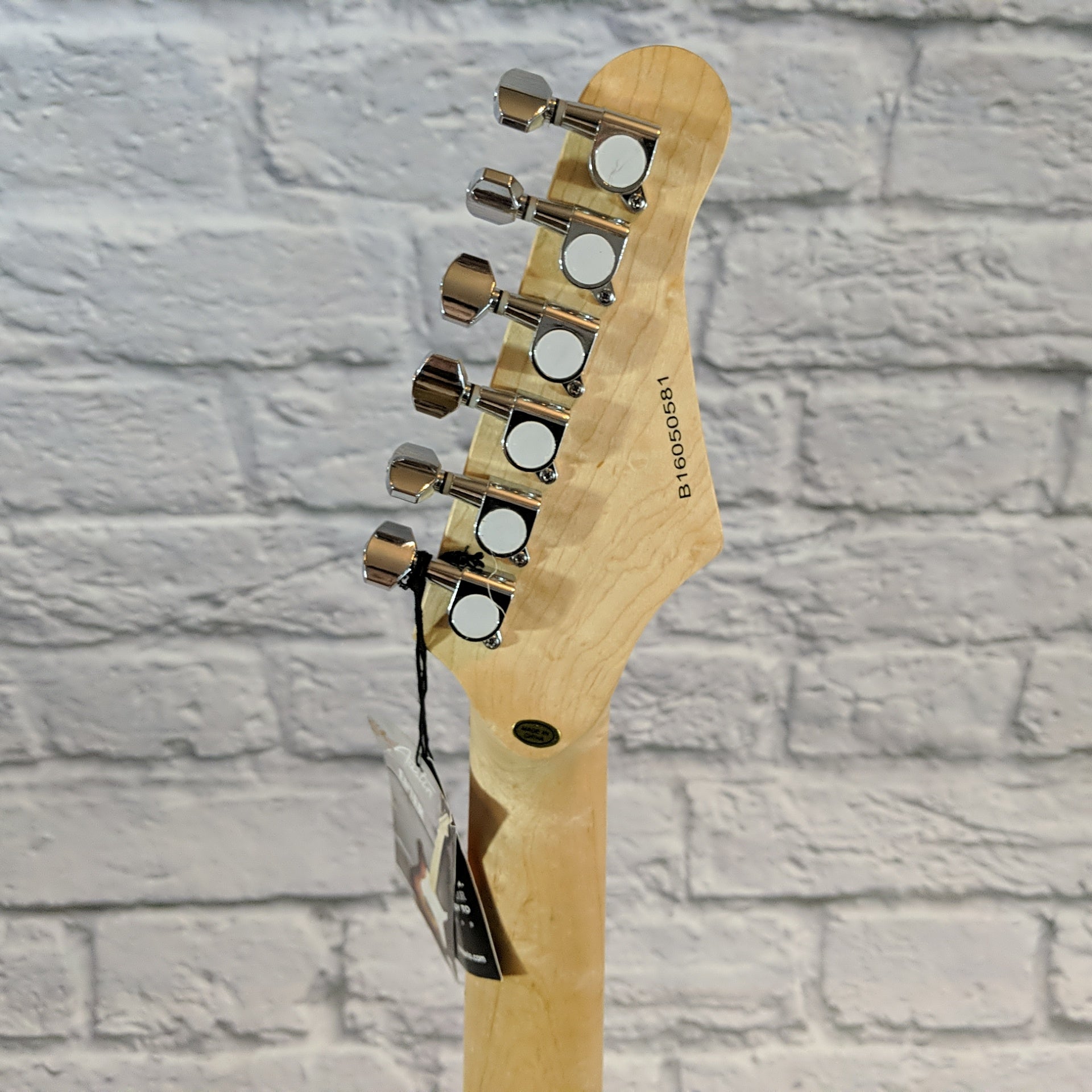Austin AST100 Tobacco Sunburst Strat Style Left Handed Electric Guitar - New Old Stock