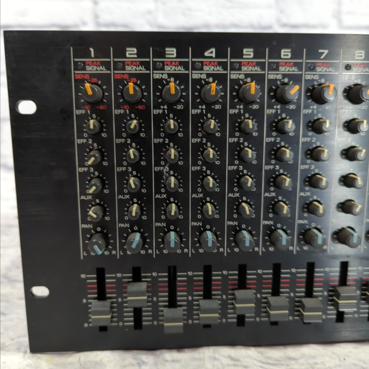 Roland M 160 Line Mixer - Evolution Music