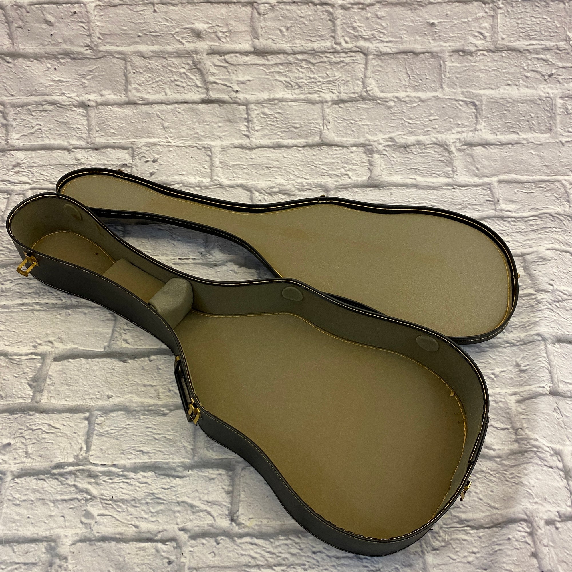 Unknown Chipboard Acoustic Hard Case